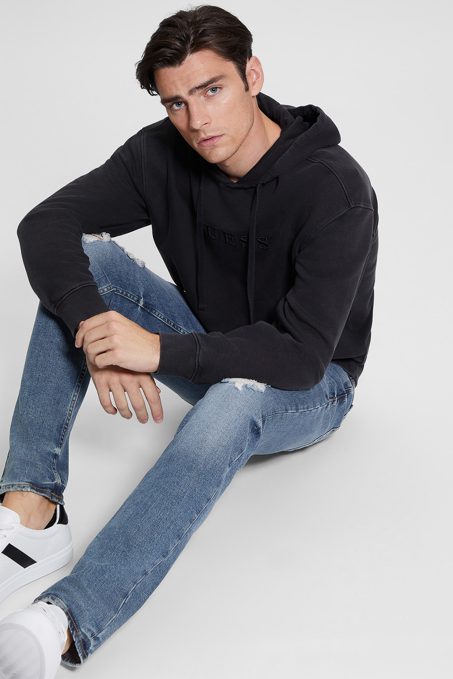 Чоловіче чорне худі Guess M4RQ33.K9YI1;JTMU