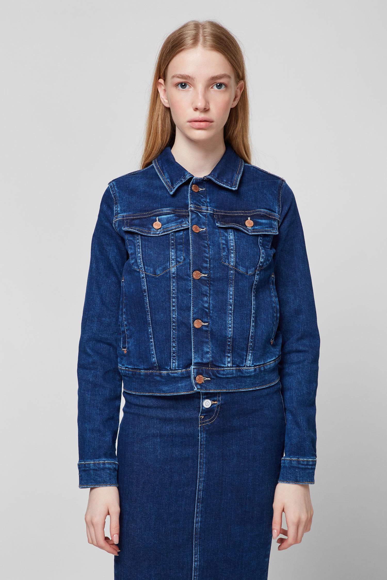 Синяя джинсовая куртка для девушек Guess W1RN01.D4663;SOCH