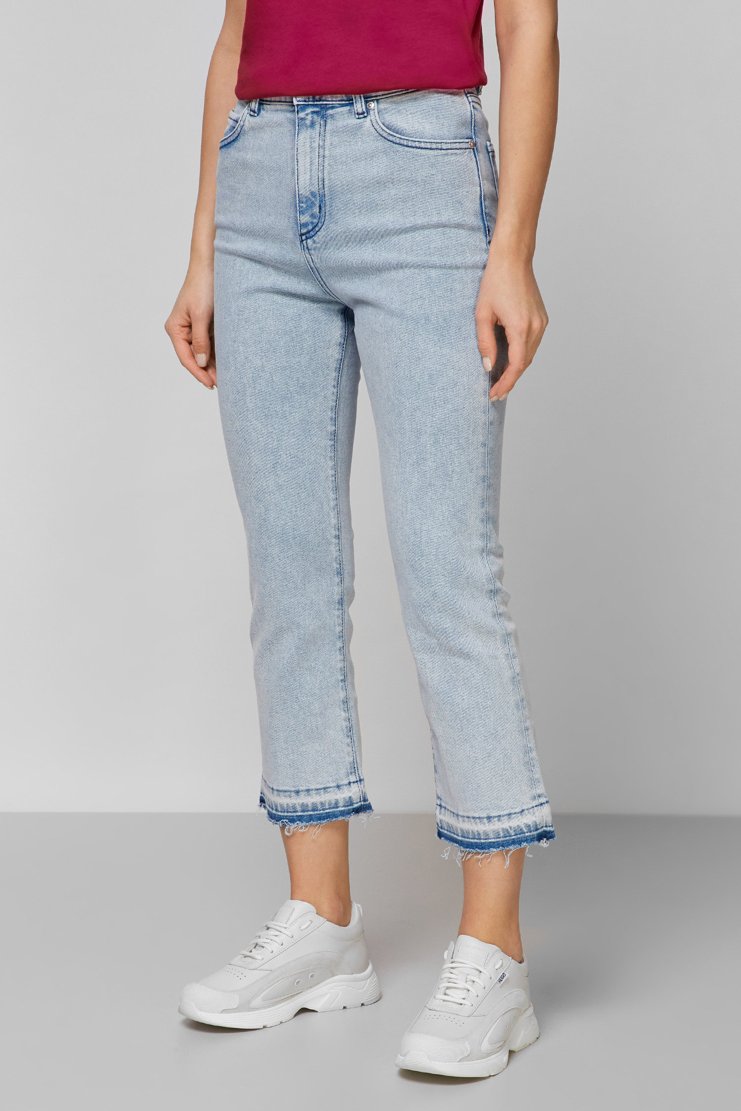 Женские голубые джинсы HUGO 50461666;425