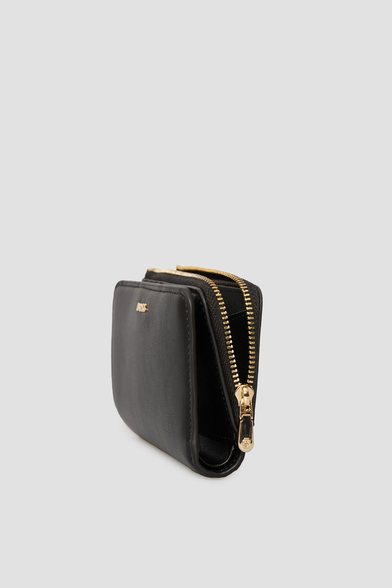 Жіночий чорний гаманець BOSS 50548235;001