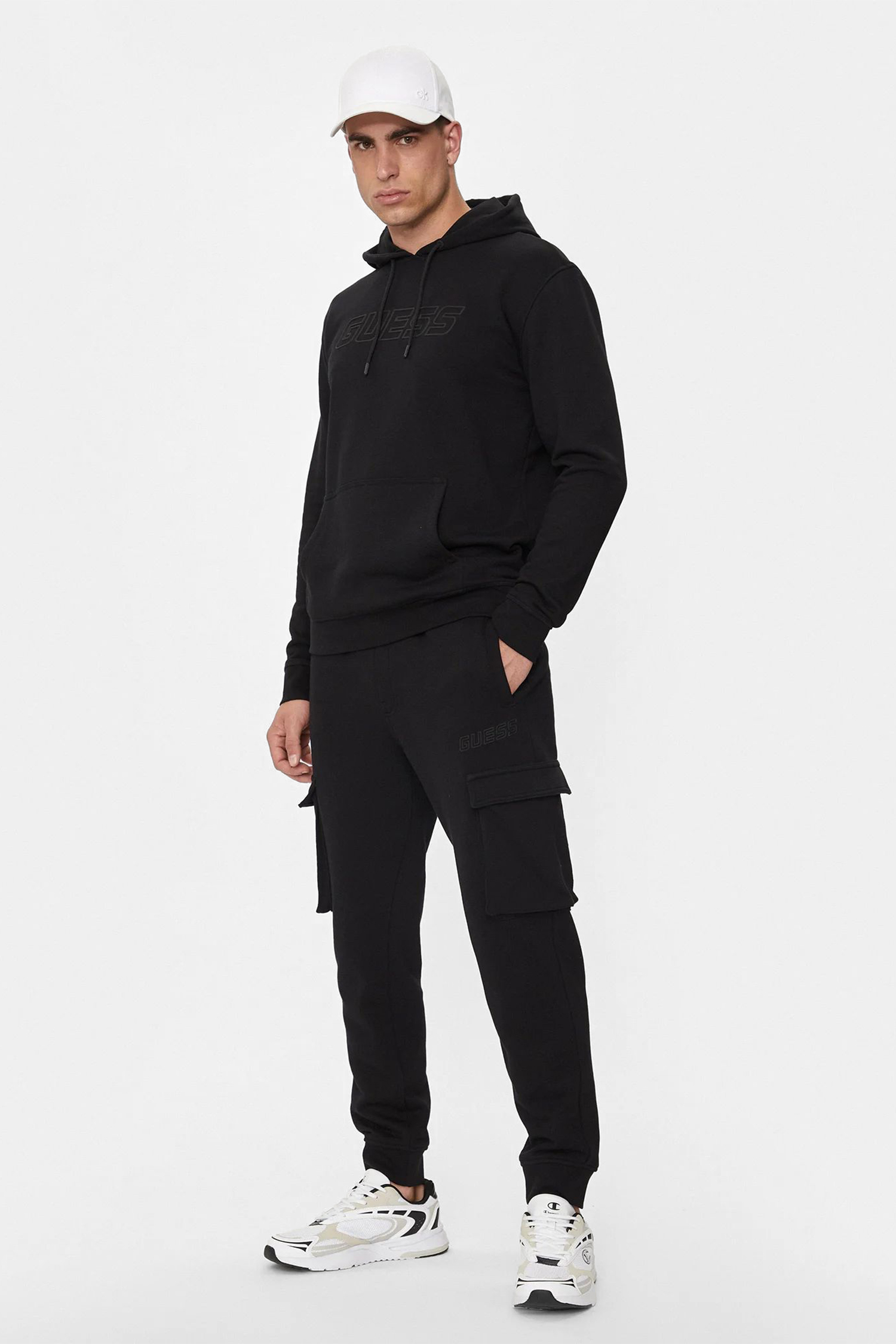 Чоловіче чорне худі Guess Z4YQ12.KAIJ1;JBLK