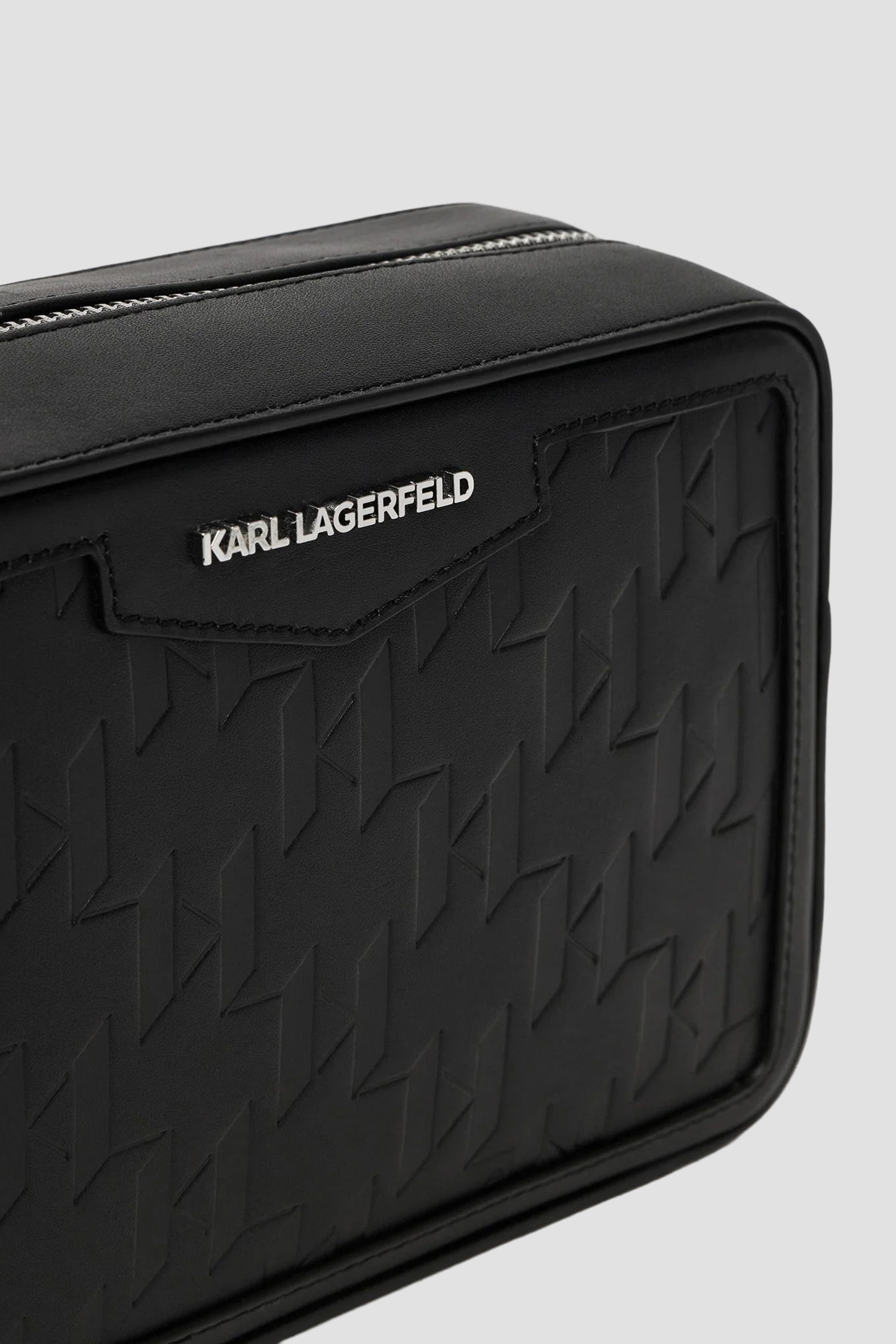 Чоловіча чорна шкіряна сумка Karl Lagerfeld A1M30067;999