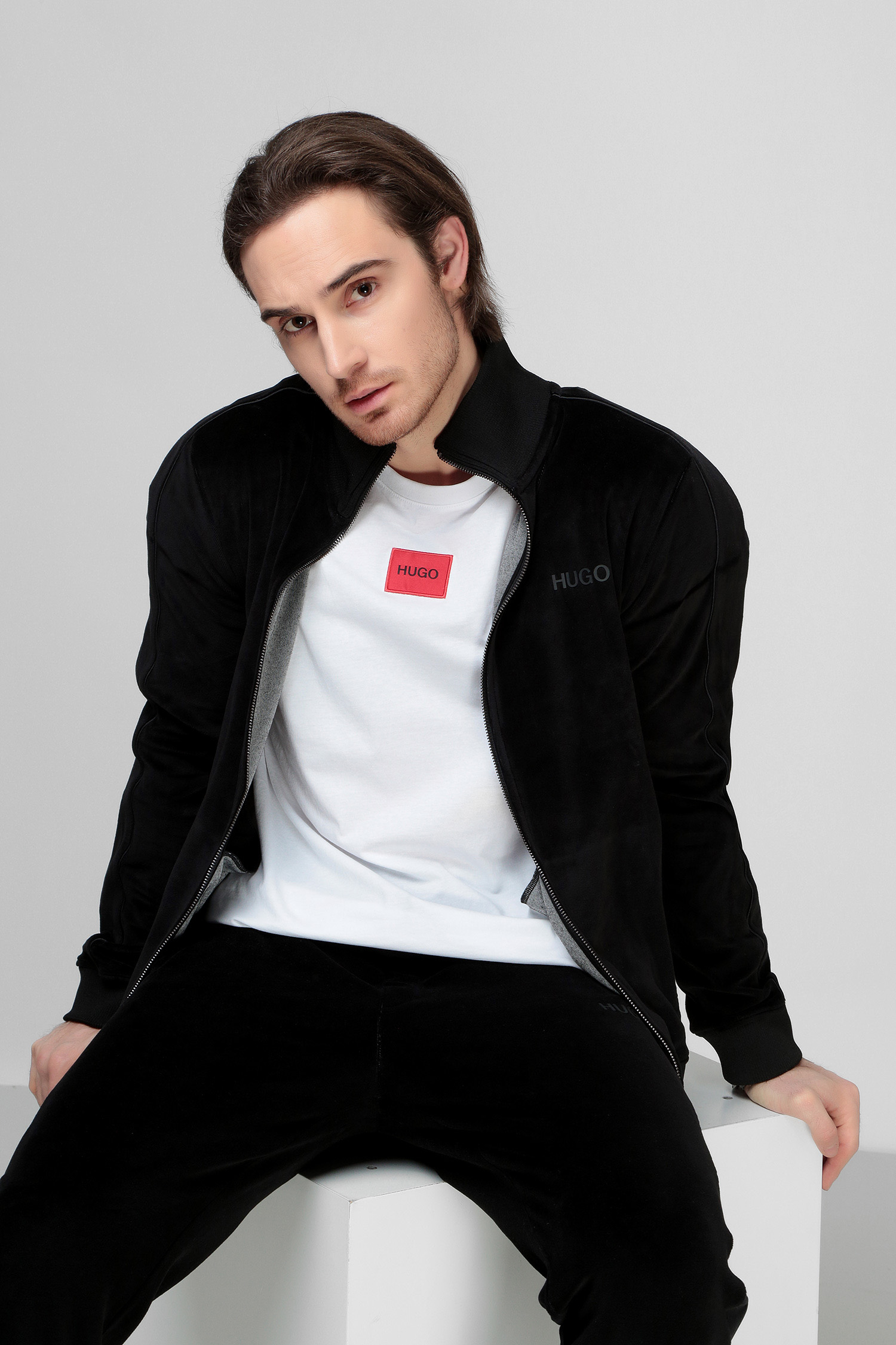 Мужская черная велюровая спортивная кофта HUGO 50463483;001