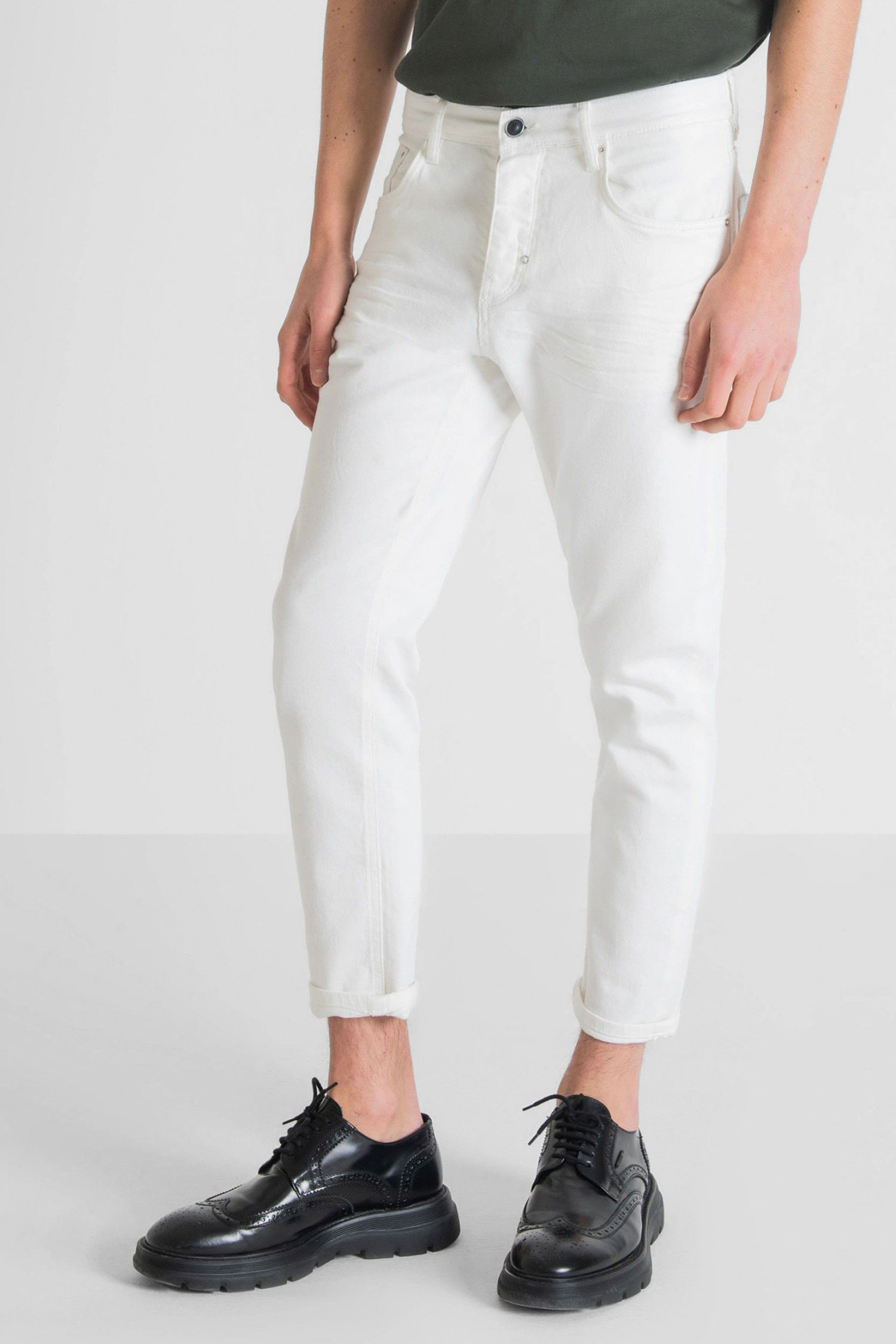 Мужские белые джинсы Antony Morato MMDT00264.FA800150;1000