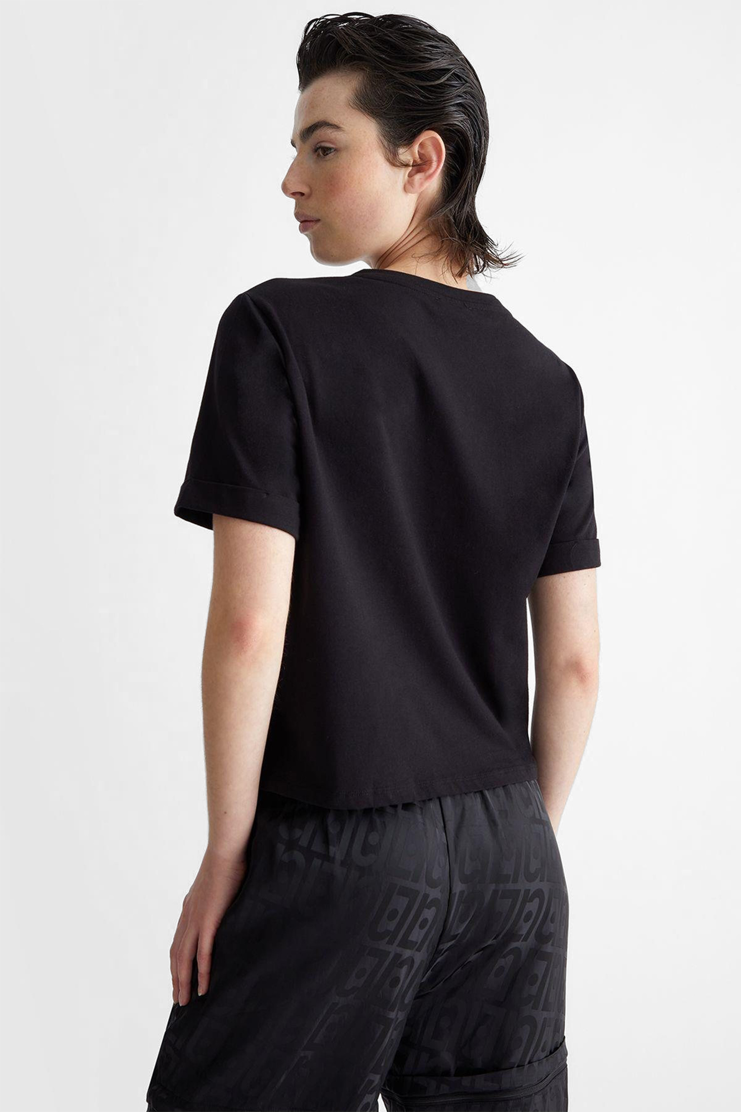 Жіноча чорна футболка Liu Jo TA4135.JS003;R9932