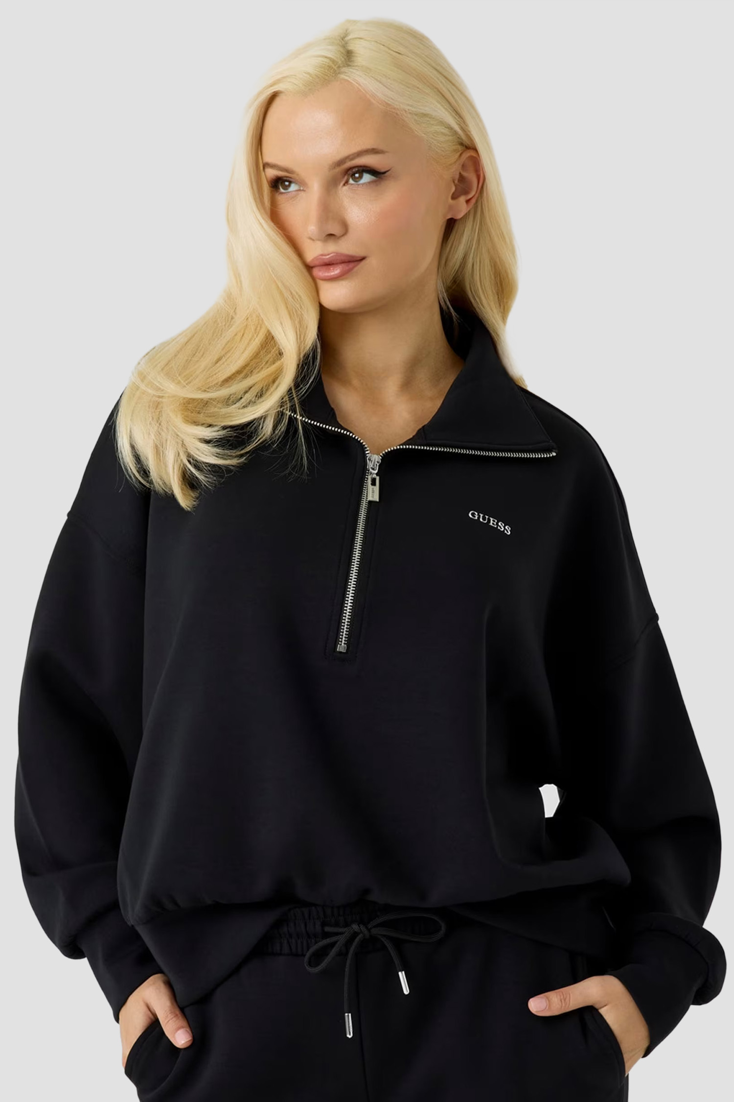 Женская черная спортивная кофта Guess V6YQ25.K4801;JBLK
