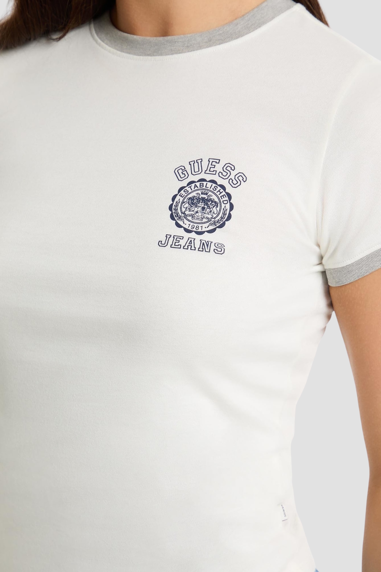 Женская белая футболка Guess Jeans W5GI35.KCTX1;H016