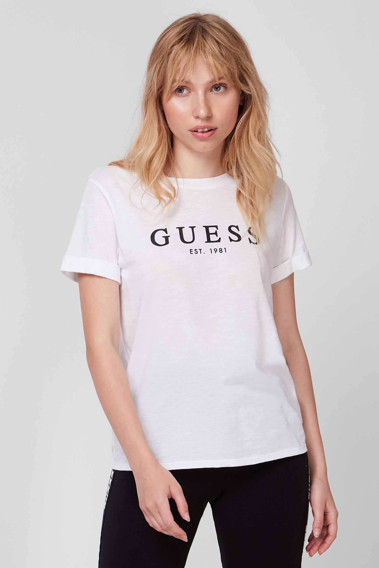 Жіноча біла футболка Guess W0GI69.R8G01;G011
