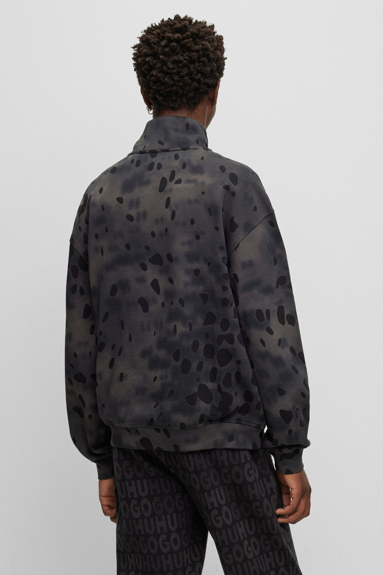 Чоловіча темно-сіра спортивна кофта з візерунком HUGO 50498226;028