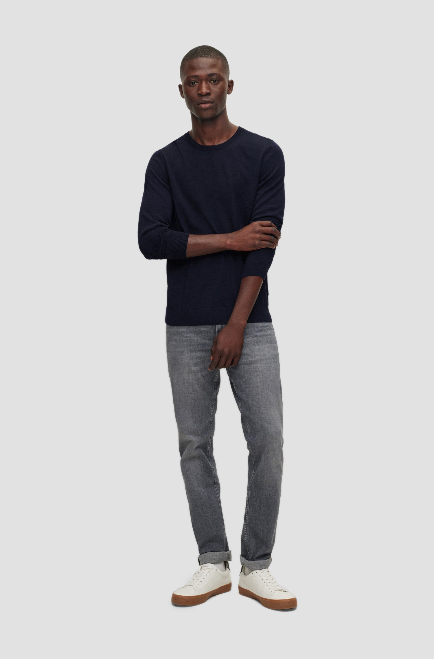 Мужской темно-синий шерстяной джемпер BOSS 50468239;404