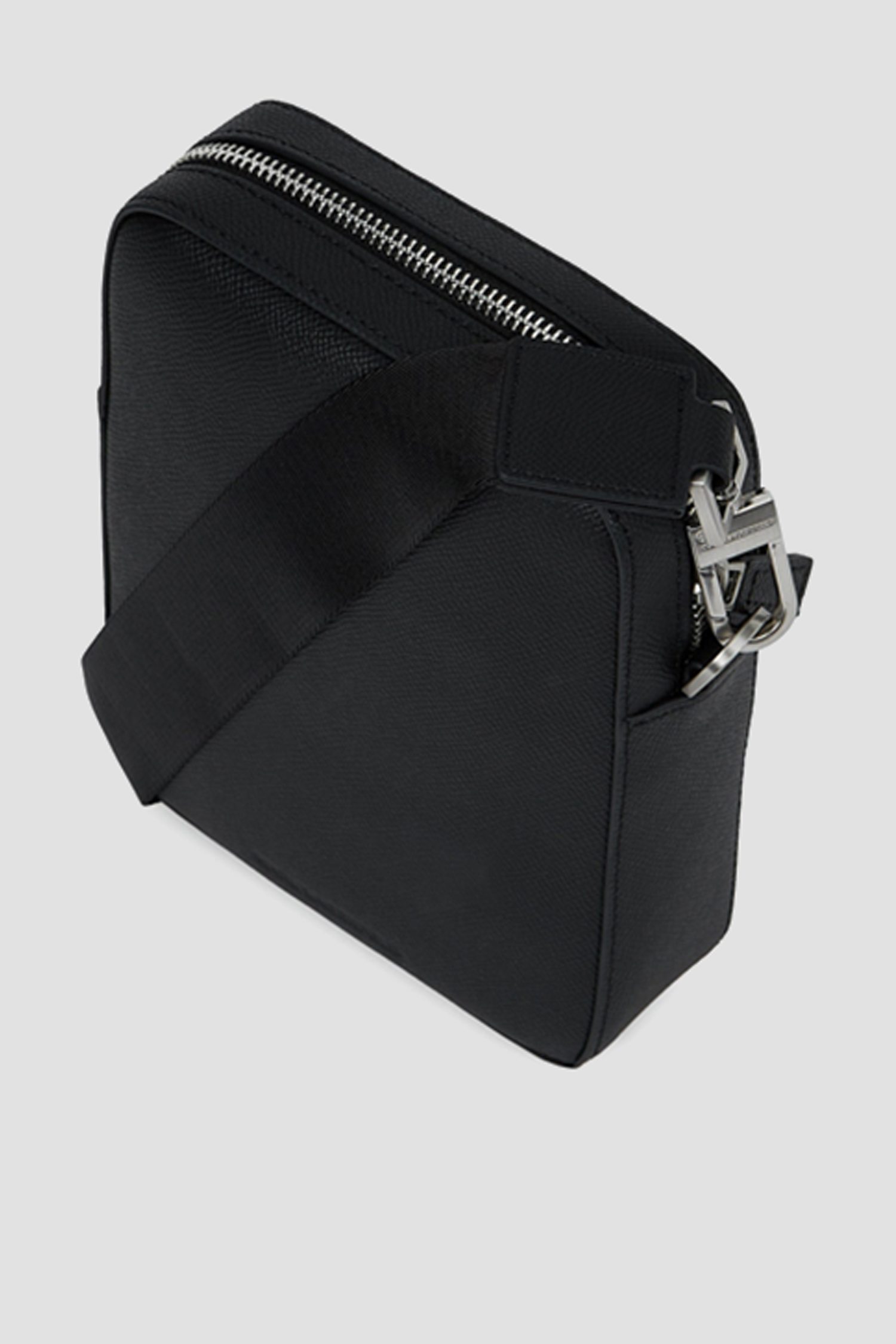 Мужская черная кожаная сумка Karl Lagerfeld B1M30209;999