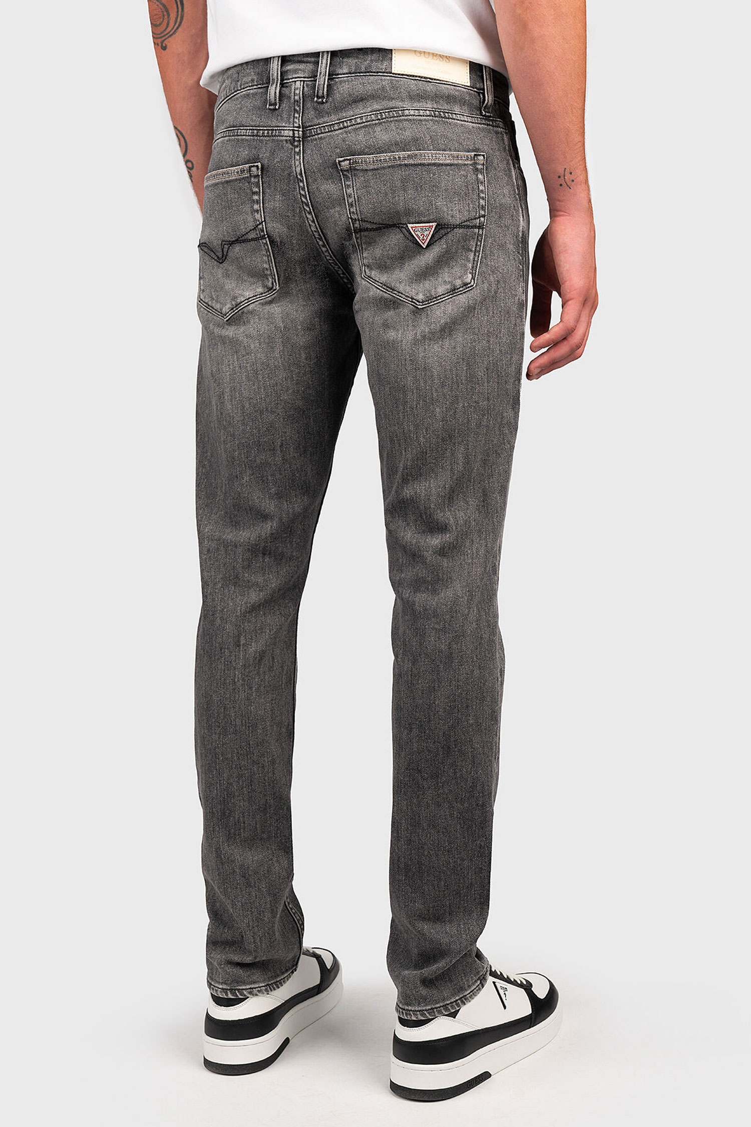 Чоловічі сірі джинси Guess M3YAS2.D4U42;DRMM