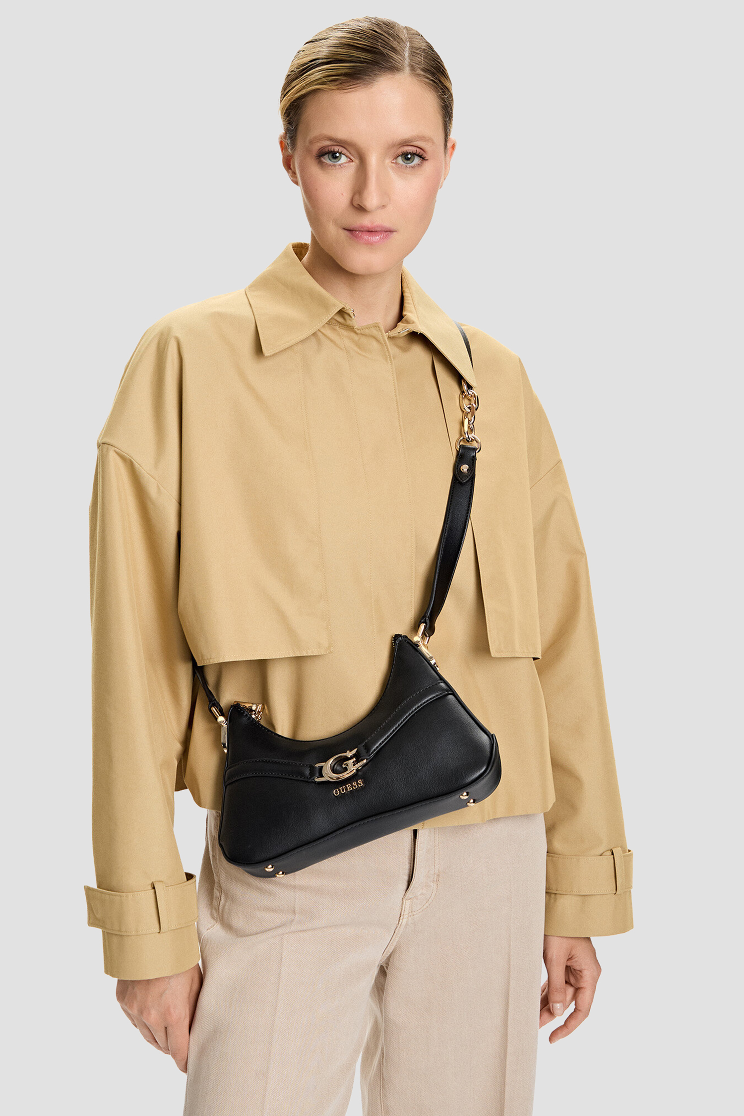 Женская черная сумка Guess HWBG79.93730;BLA