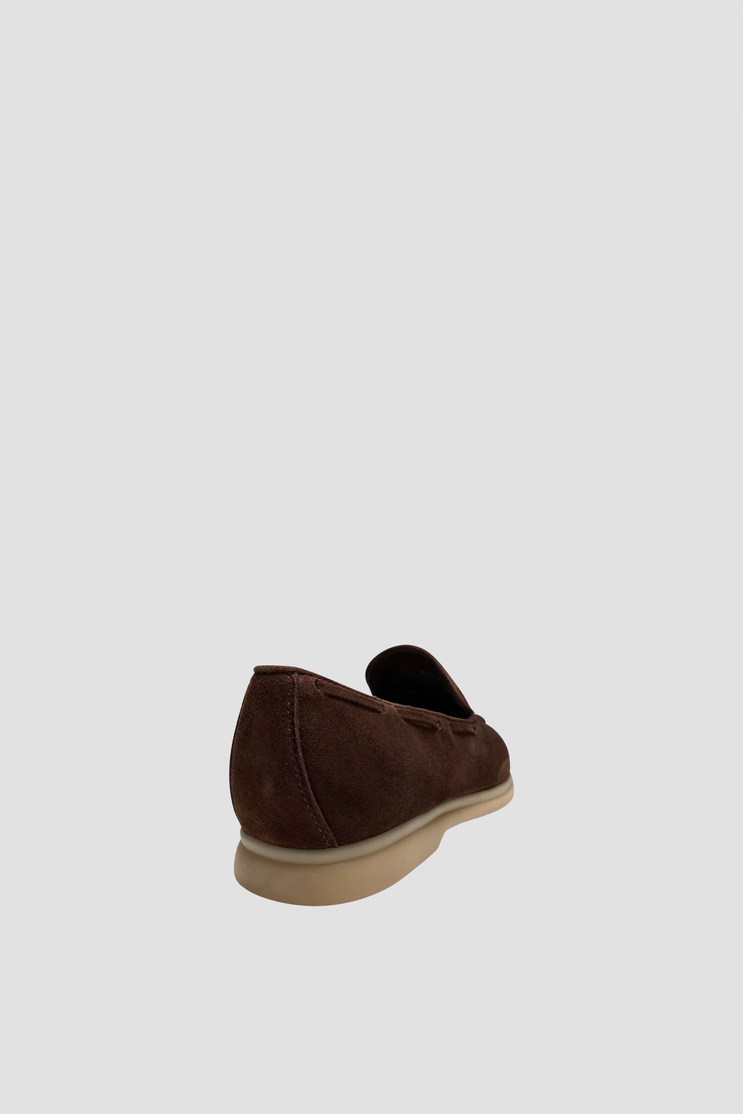 Жіночі коричневі замшеві лофери Guess FLTNAI.SUE14;BROWN