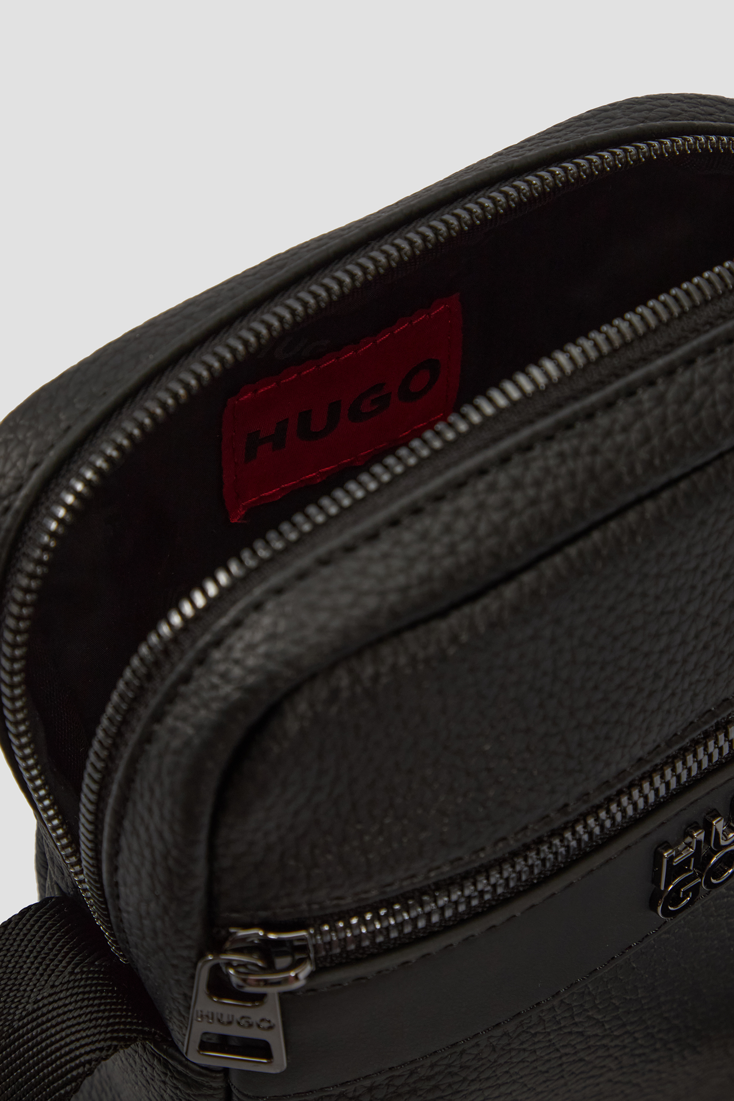 Чоловіча чорна сумка HUGO 50547439;001