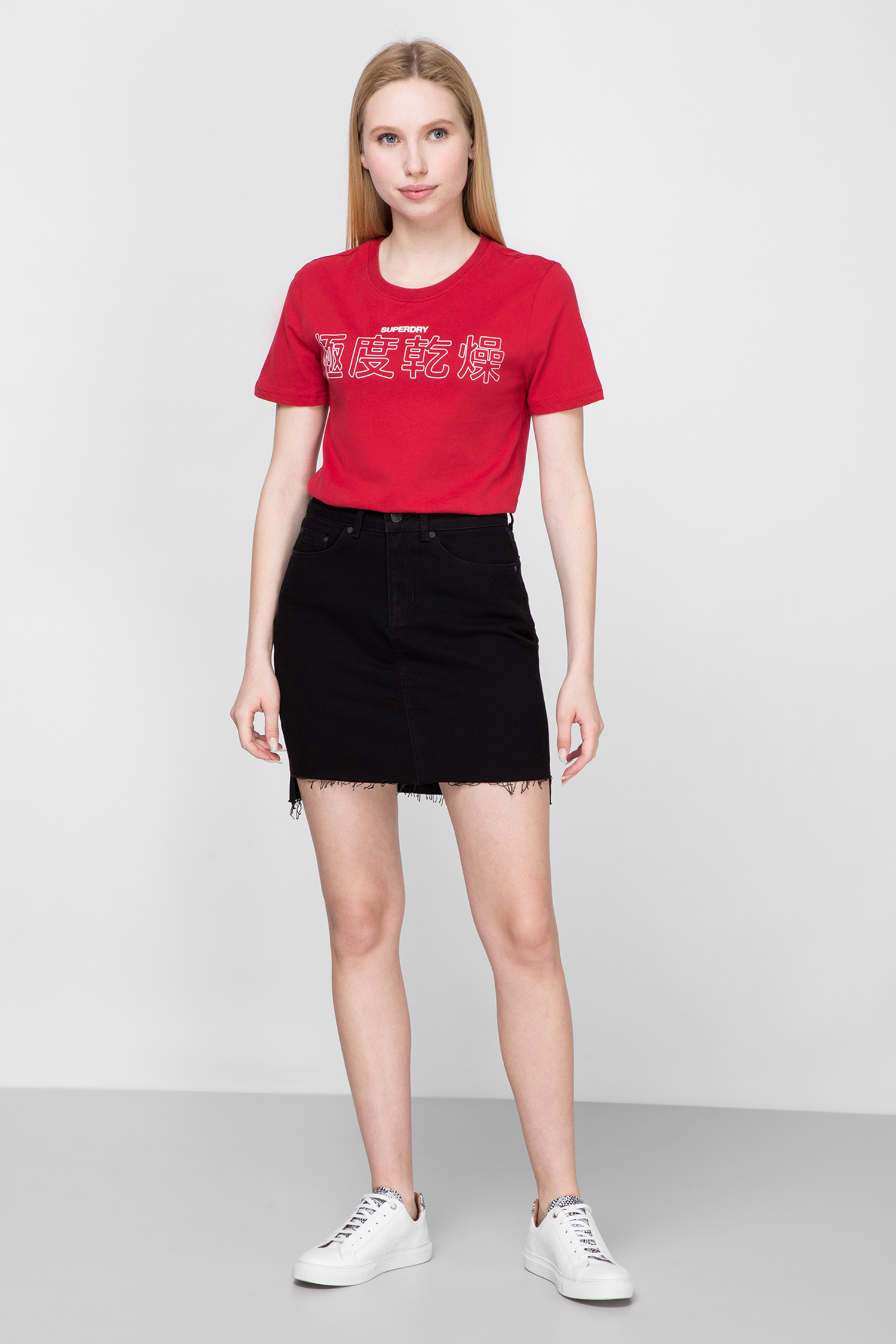 Женская красная футболка SuperDry W1010005A;53J