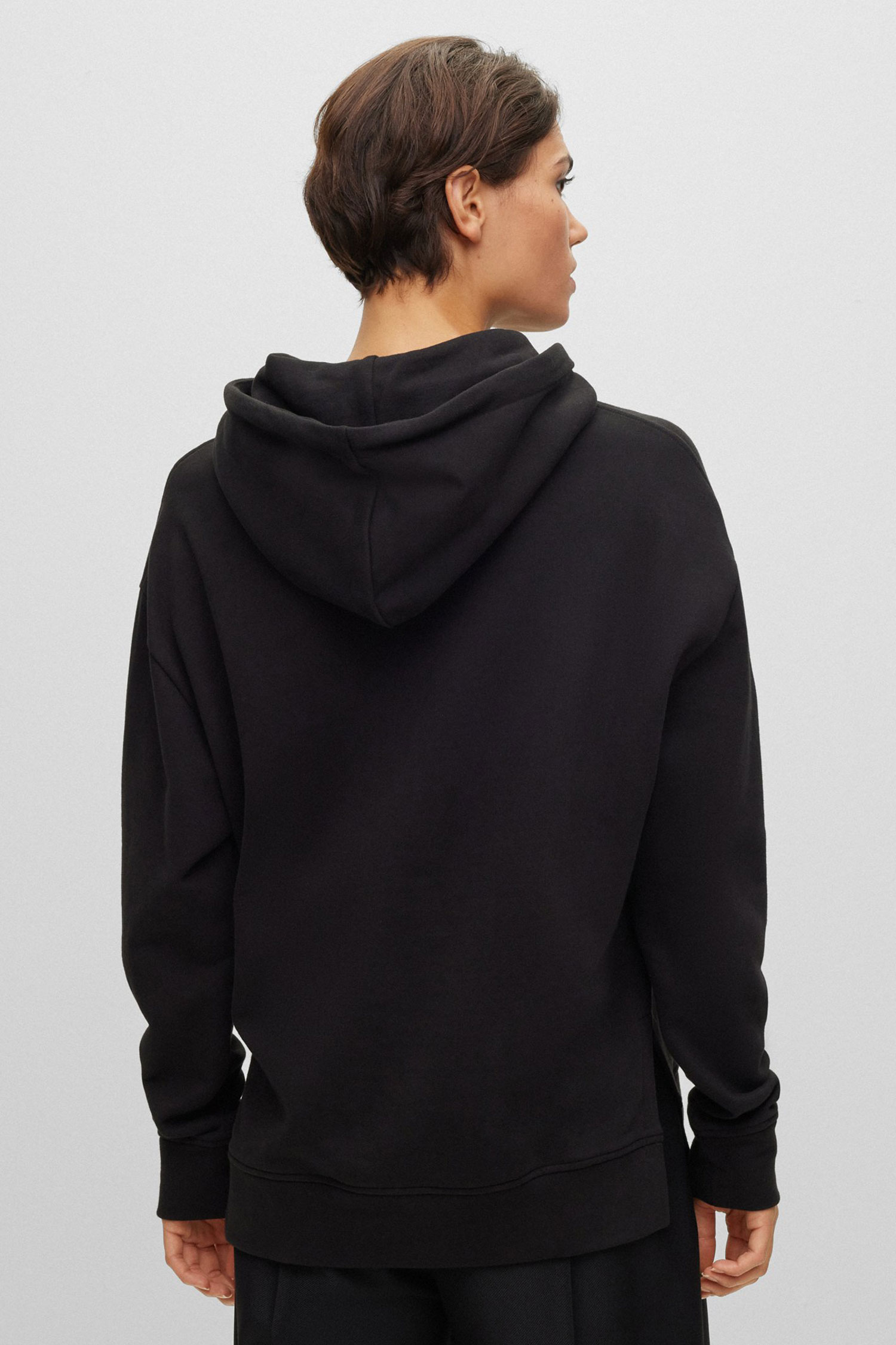 Женское черное худи BOSS 50500066;001