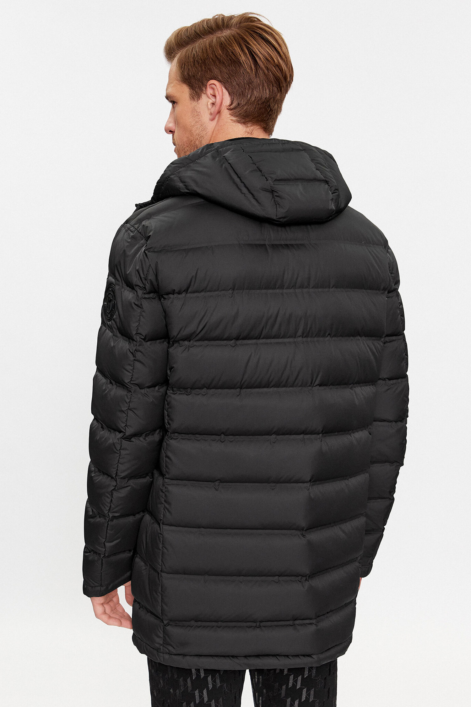 Мужской черный пуховик Karl Lagerfeld 534593.505028;990