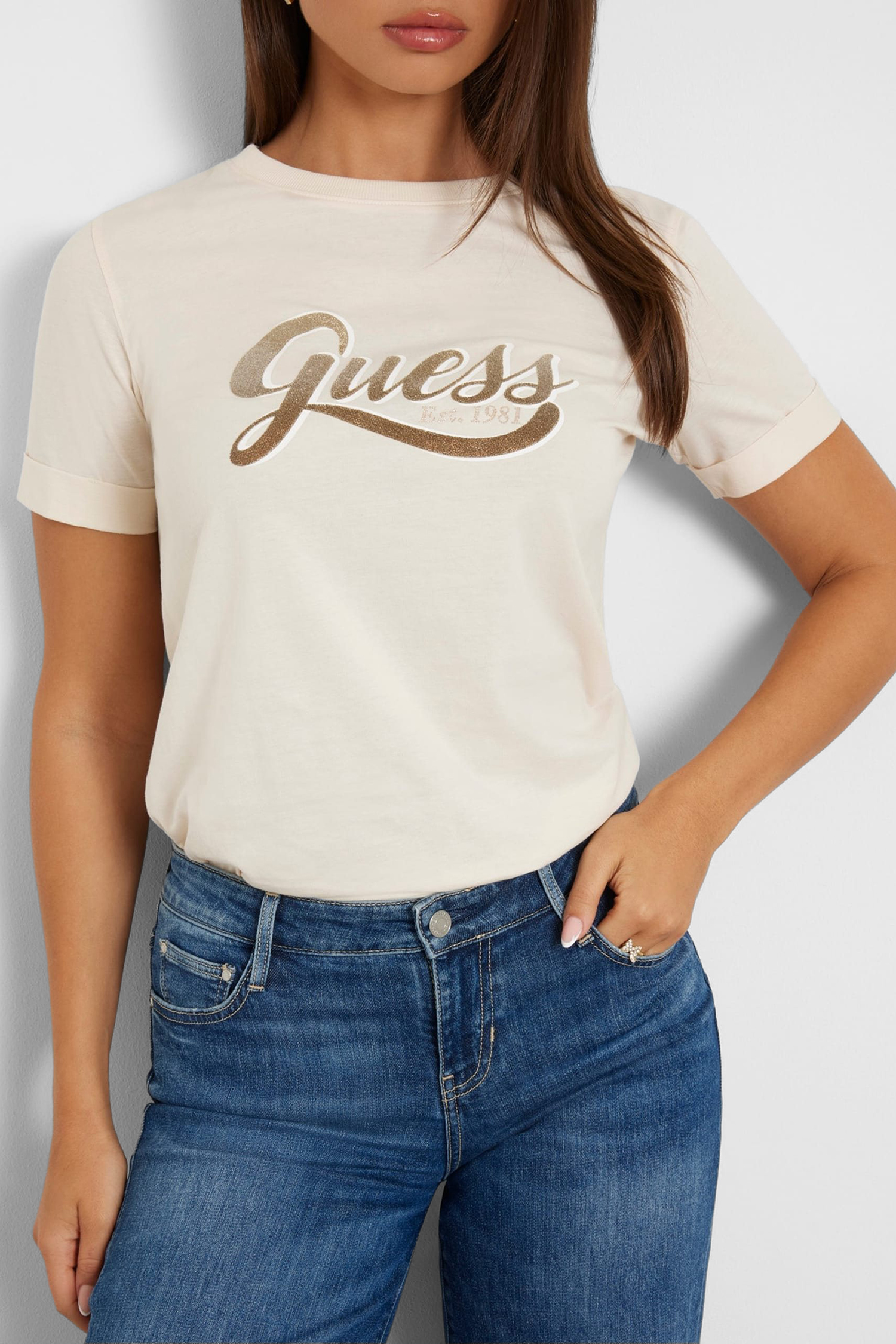 Женская бежевая футболка Guess W4YI09.JA914;G1E0