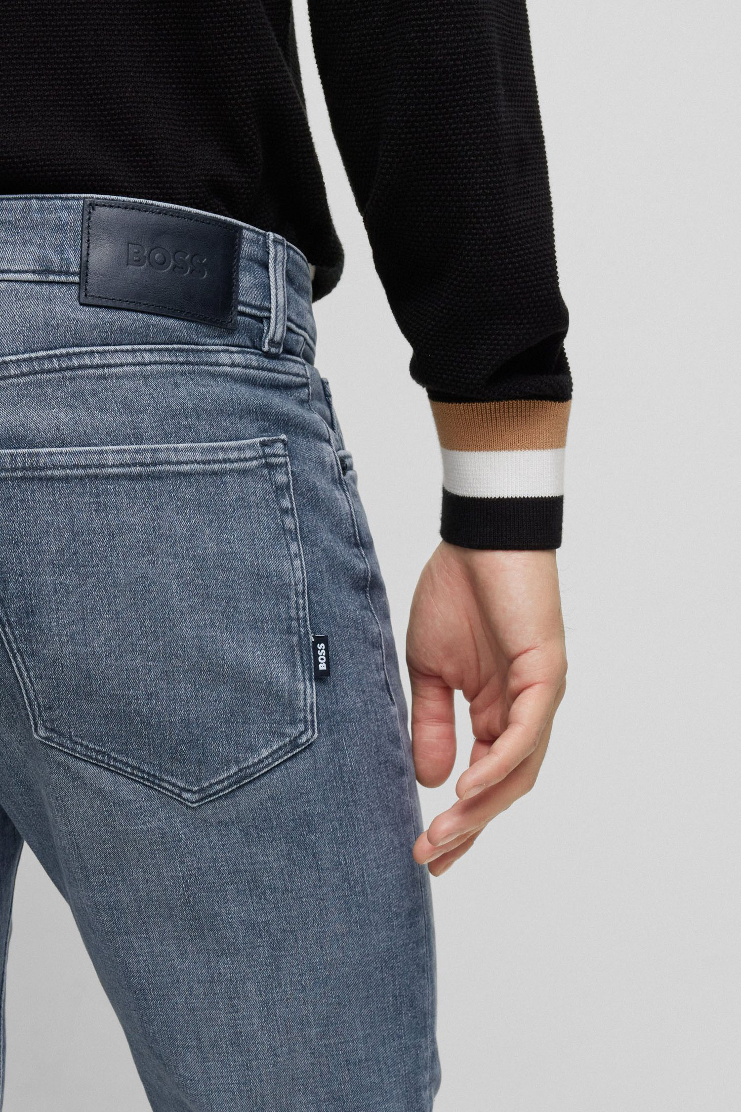 Чоловічі сірі джинси BOSS 50481827;030