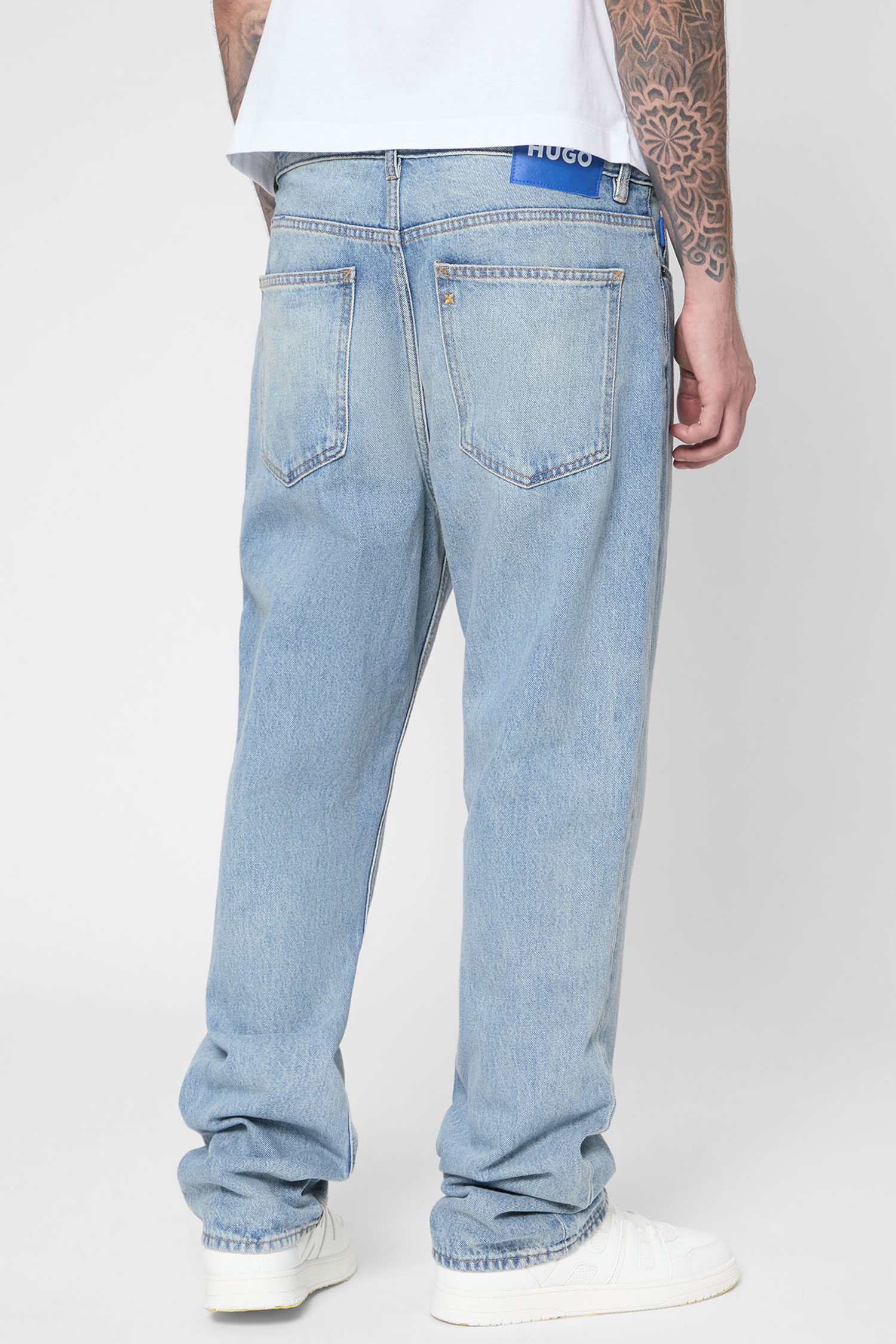 Мужские голубые джинсы HUGO BLUE 50541721;443
