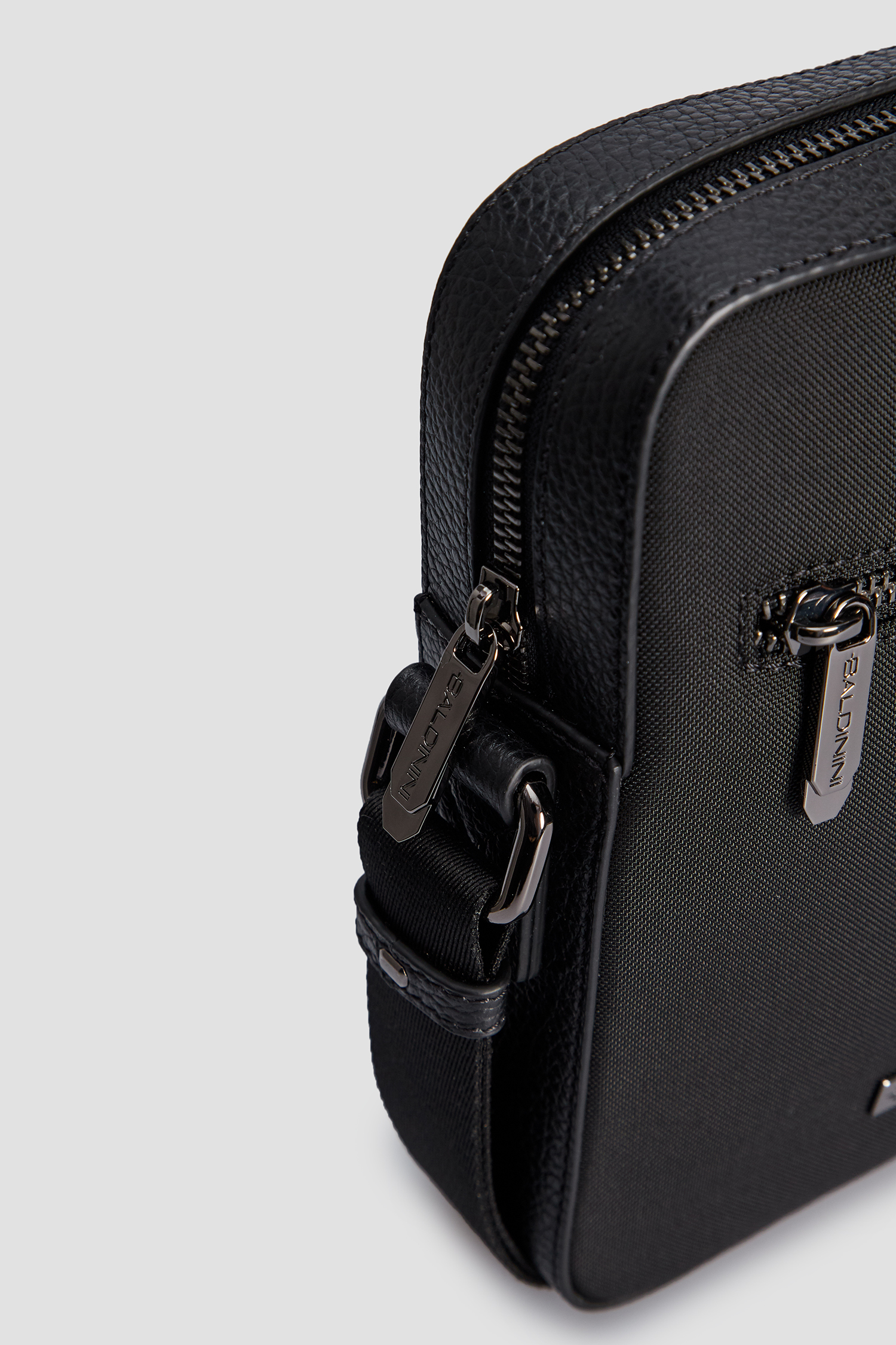 Мужская черная кожаная сумка BALDININI C3A002XXTONY;NENE