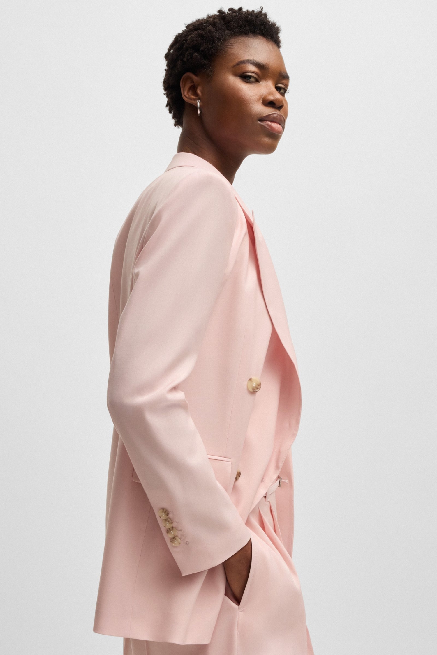 Жіночий рожевий вовняний жакет BOSS 50537509;685