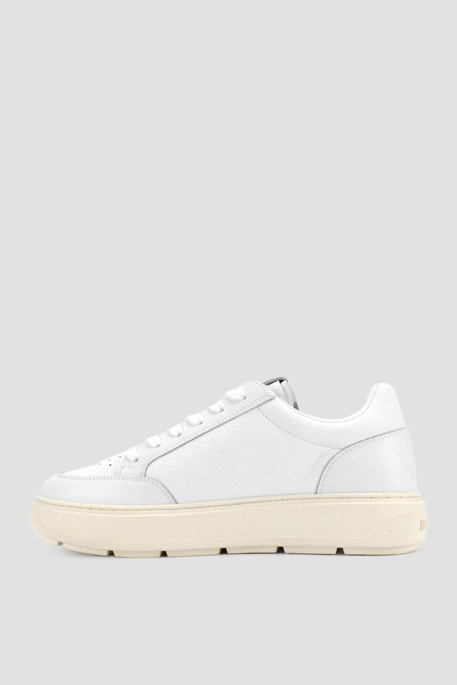 Женские белые кожаные кроссовки Moschino JA15224G1I.JCA;10A