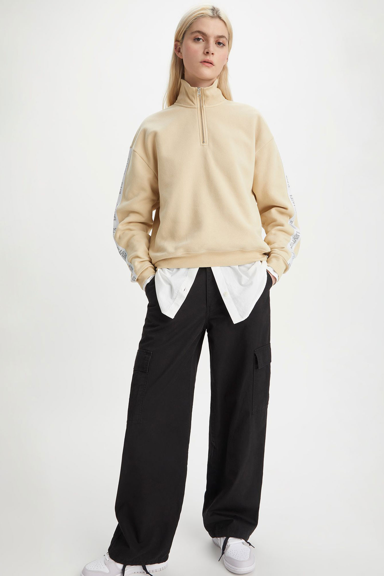 Женская бежевая спортивная кофта Levi’s® A4935;0003