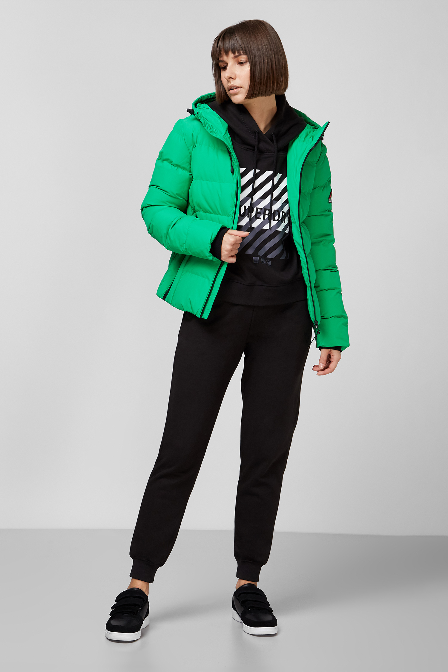 Женская зеленая куртка SuperDry W5010286A;92E