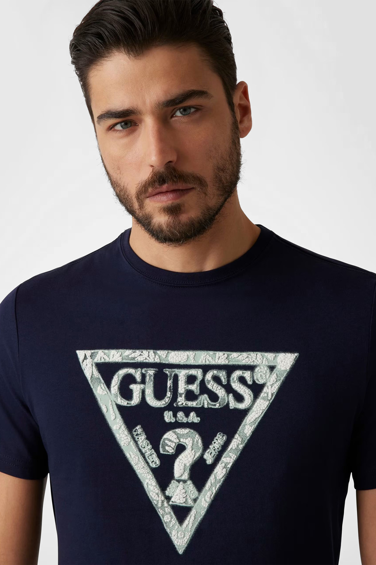 Мужская темно-синяя футболка Guess M5GI06.I3Z14;G7V2 — Ultrashop