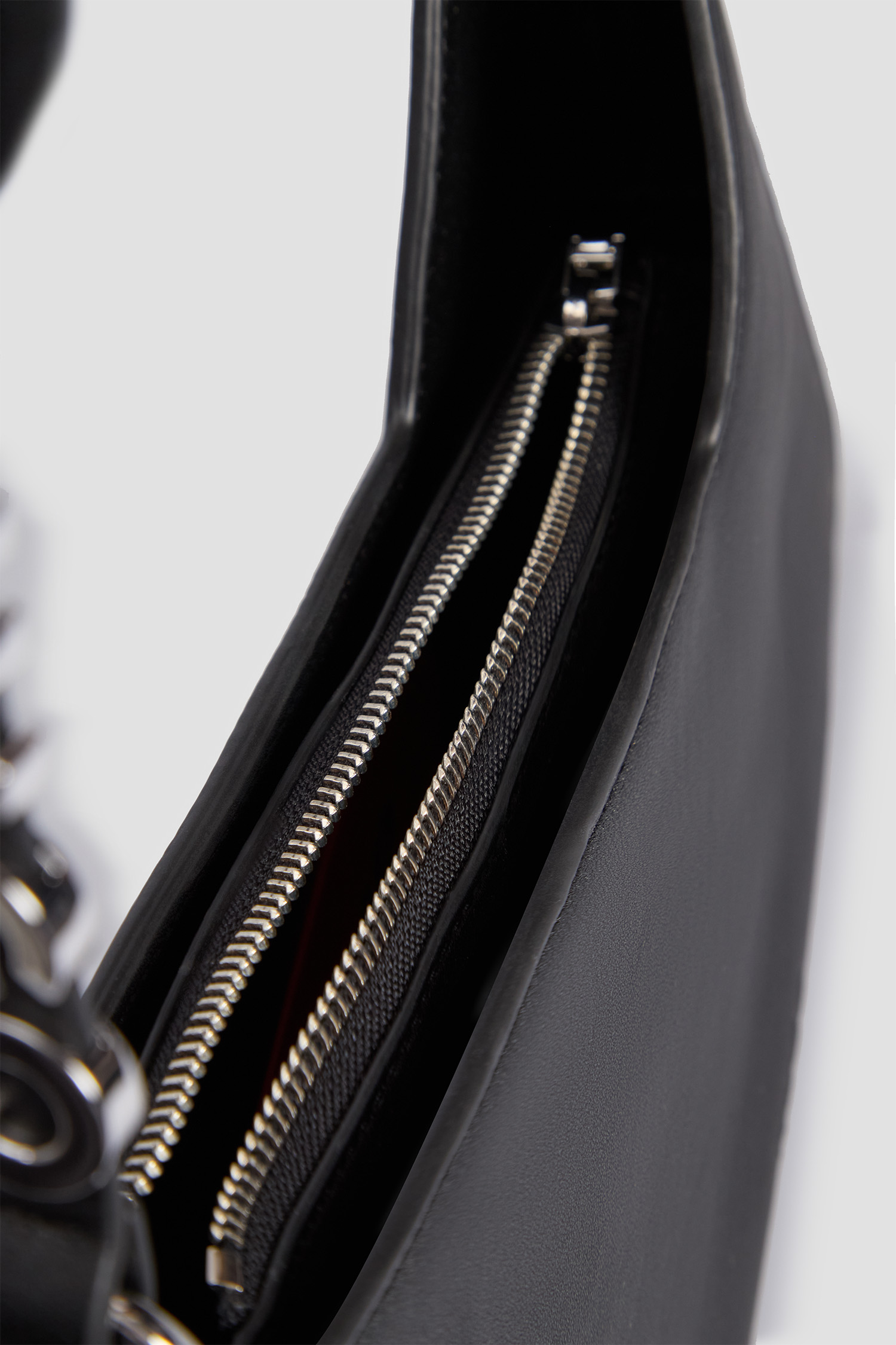 Женская черная сумка HUGO 50523468;001