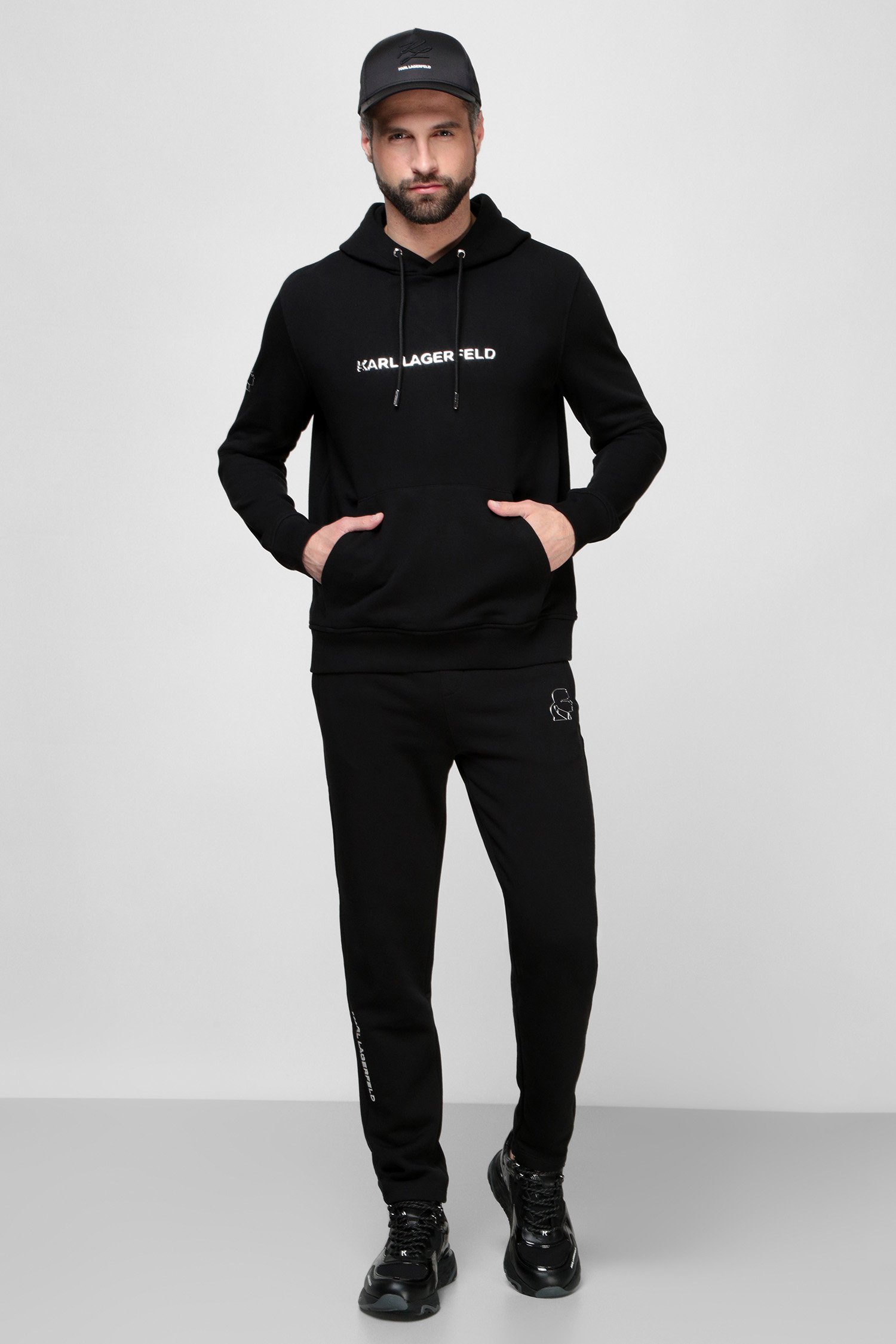 Мужские черные спортивные брюки Karl Lagerfeld 521900.705413;910