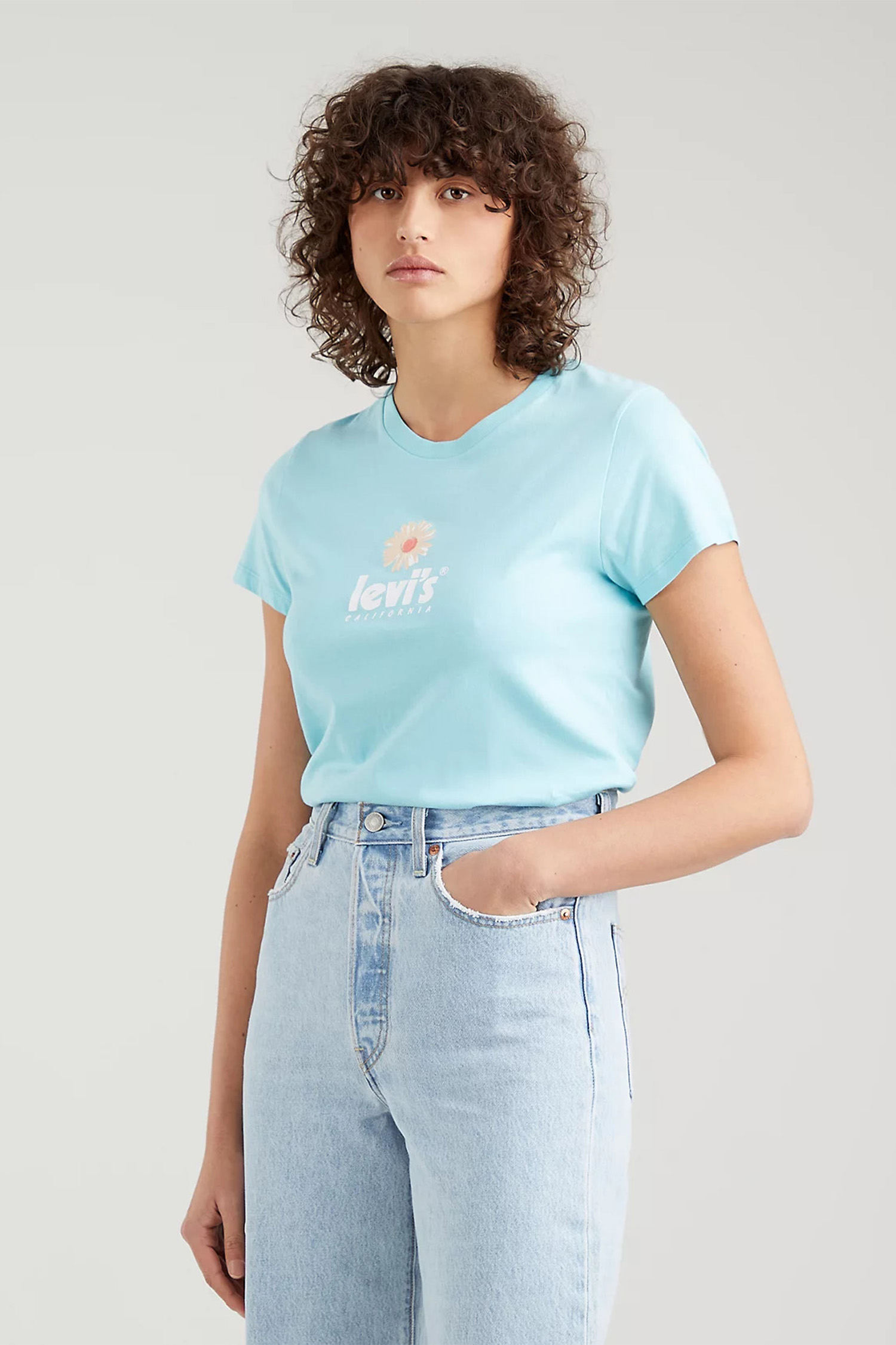 Жіноча блакитна футболка Levi’s® 17369;1818