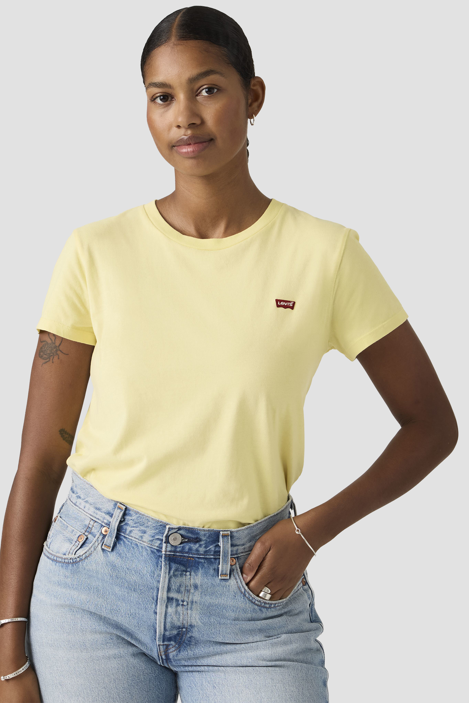 Женская желтая футболка Levi’s® 39185;0401