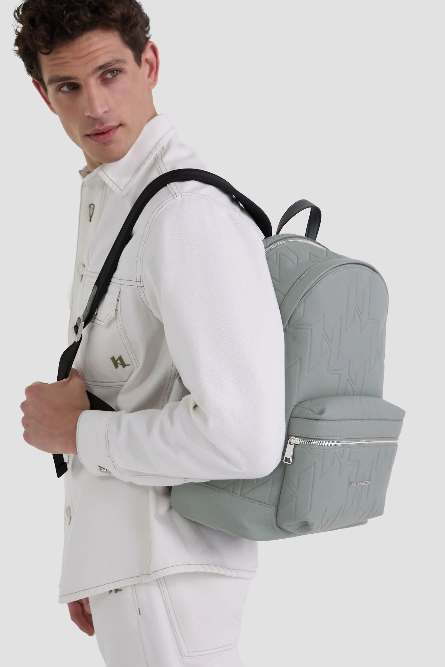 Чоловічий сірий рюкзак Karl Lagerfeld A3M30296;1WU