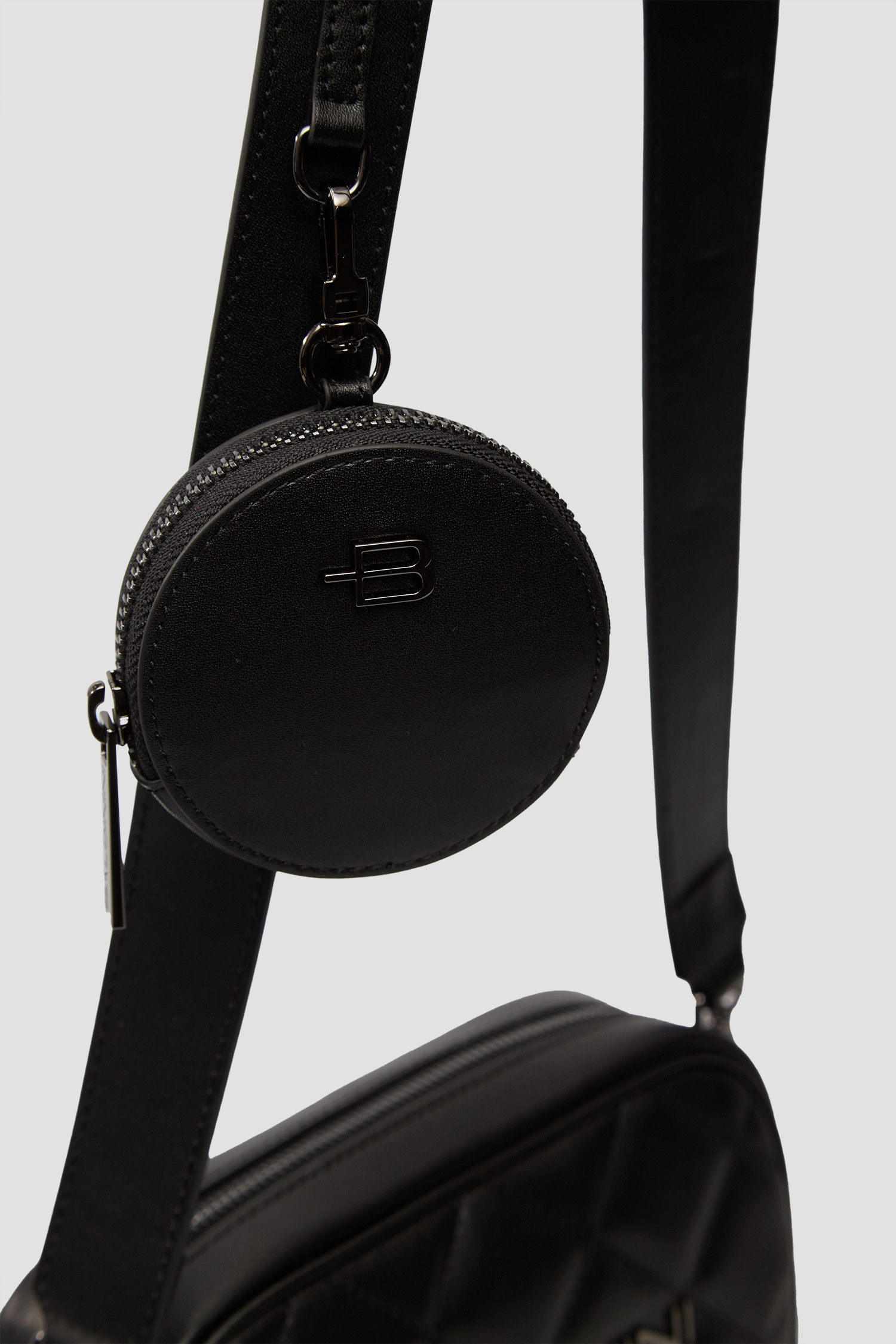 Жіноча чорна шкіряна сумка BALDININI B6B450XXTRAP;0002