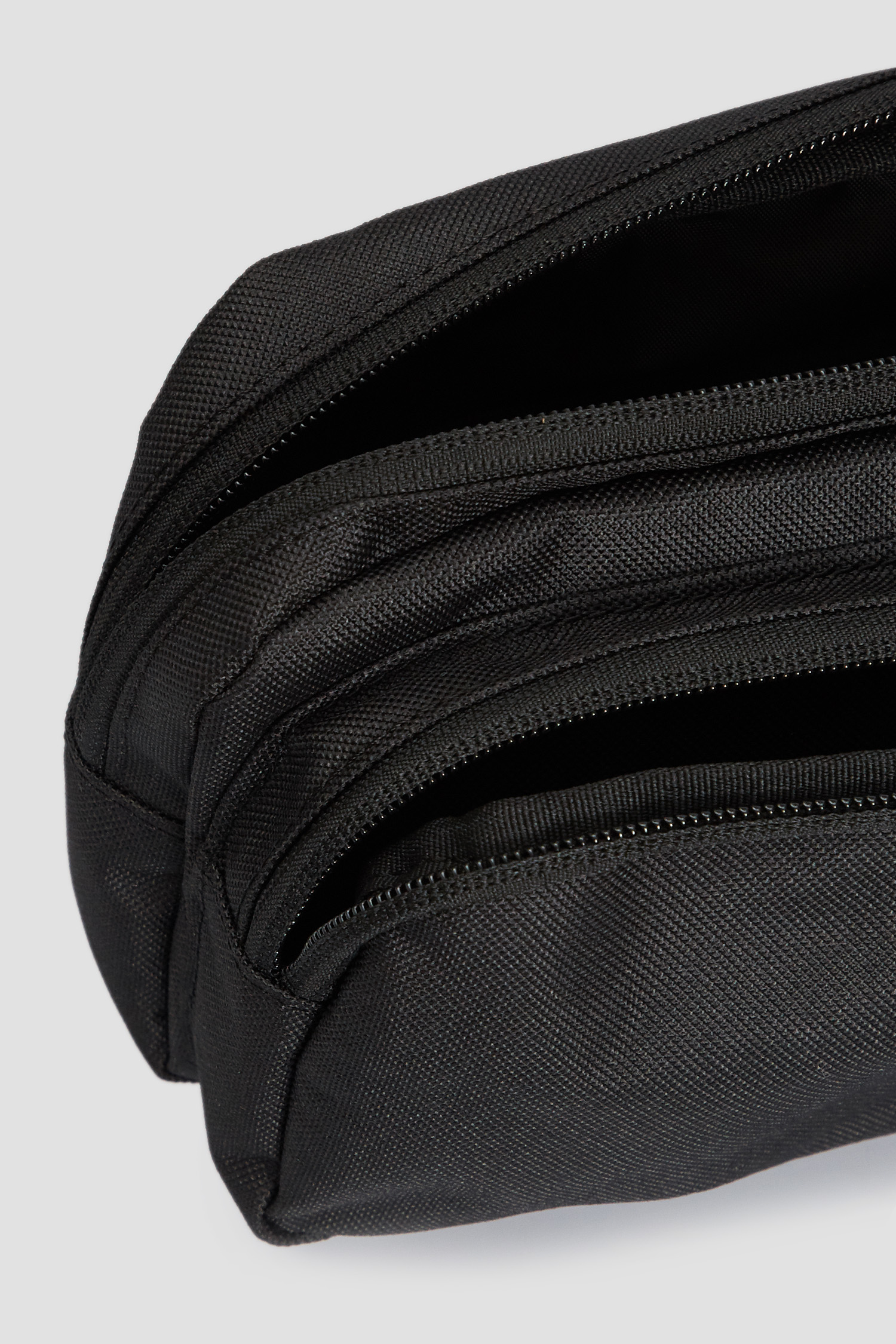 Чорна поясна сумка Levi’s® 235270;208.59