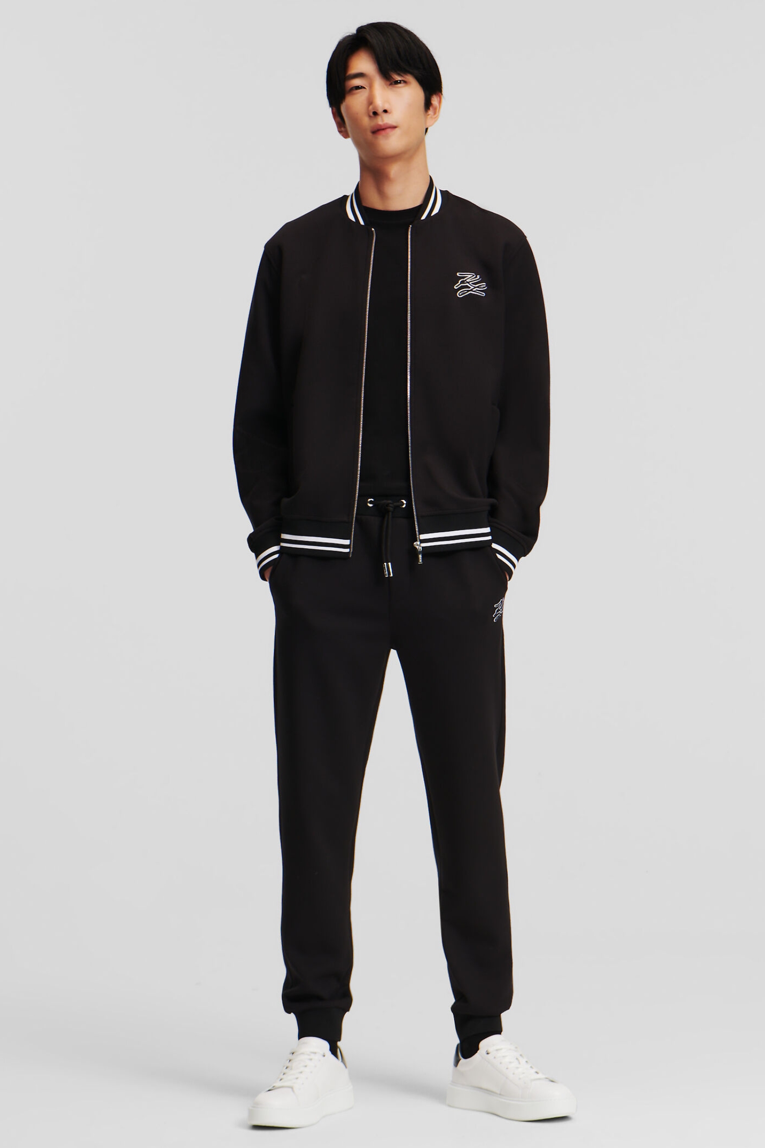 Чоловіча чорна спортивна кофта Karl Lagerfeld 543904.705410;990