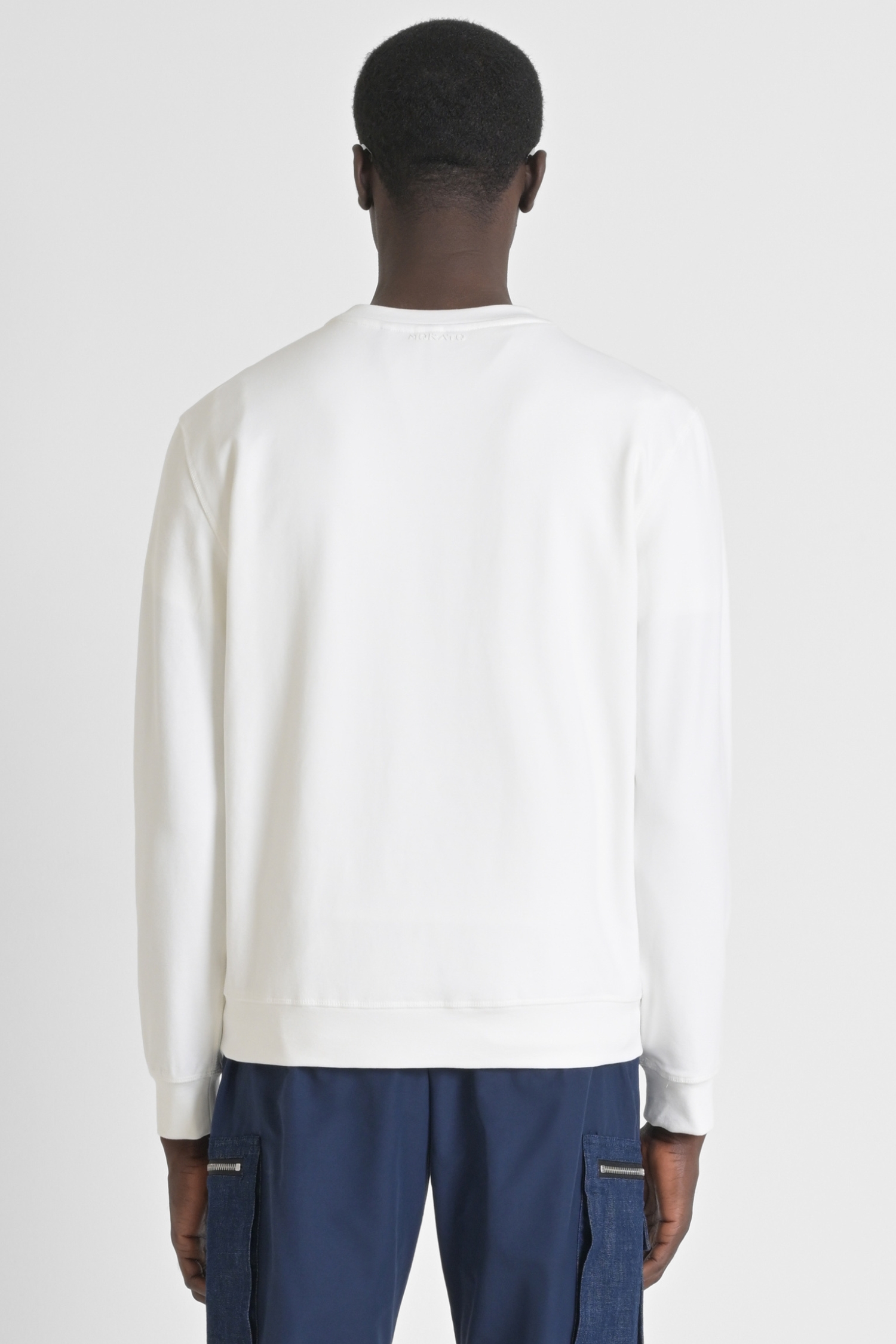 Чоловічий білий світшот Antony Morato MMFL01044.FA150188;1011