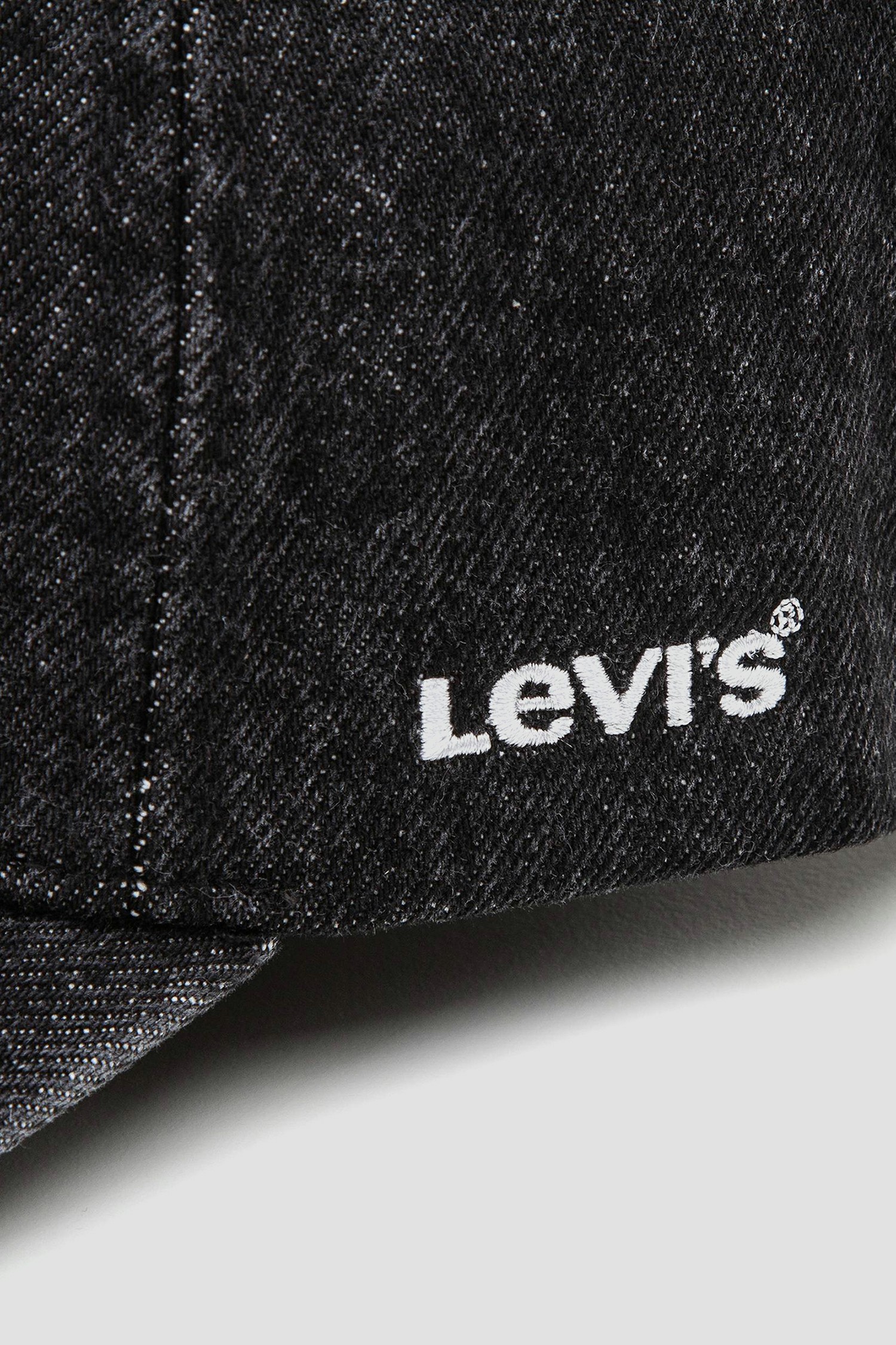 Чорна джинсова кепка Levi’s® 235285;656.59