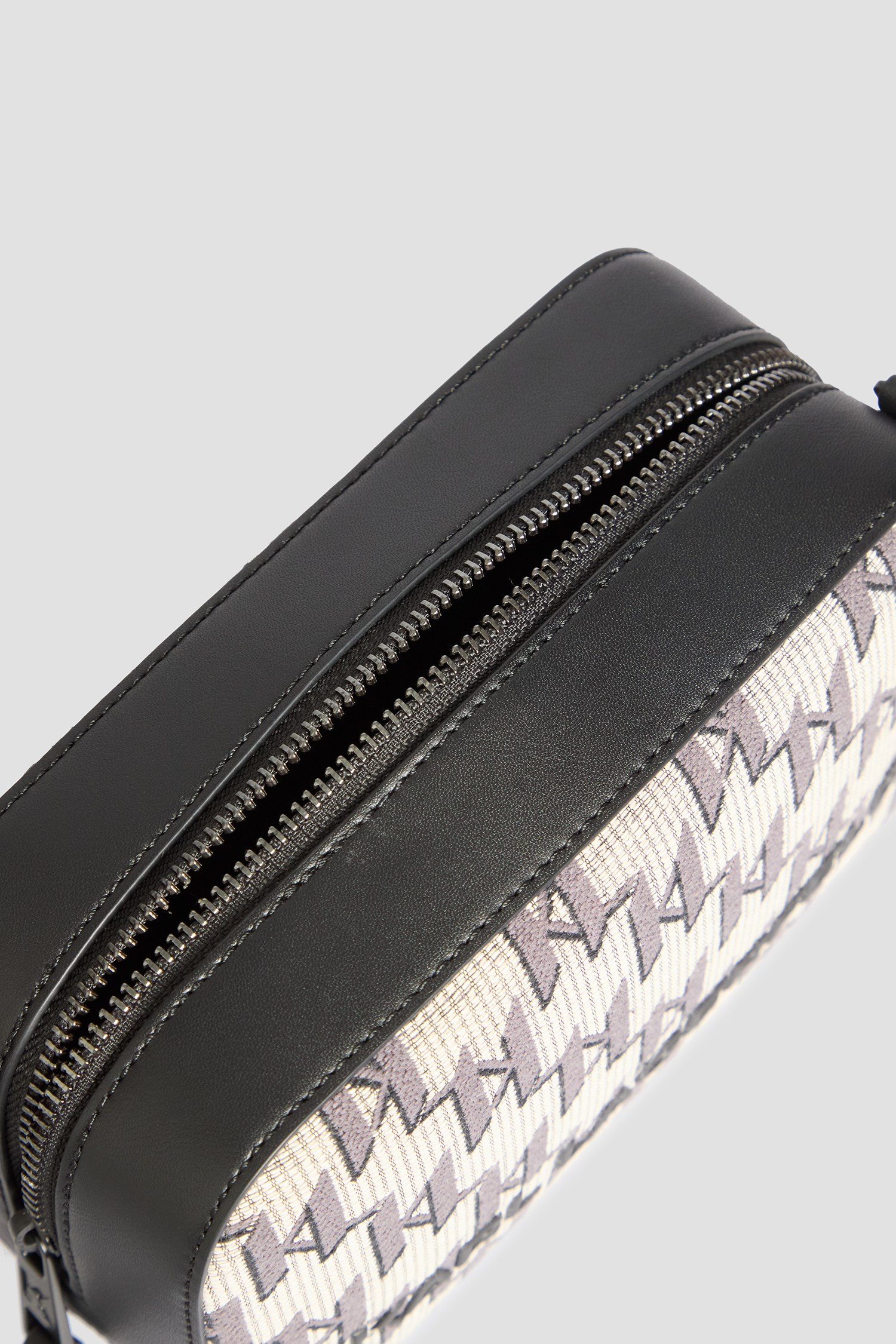 Мужская бежевая сумка с узором Karl Lagerfeld A2M30235;900