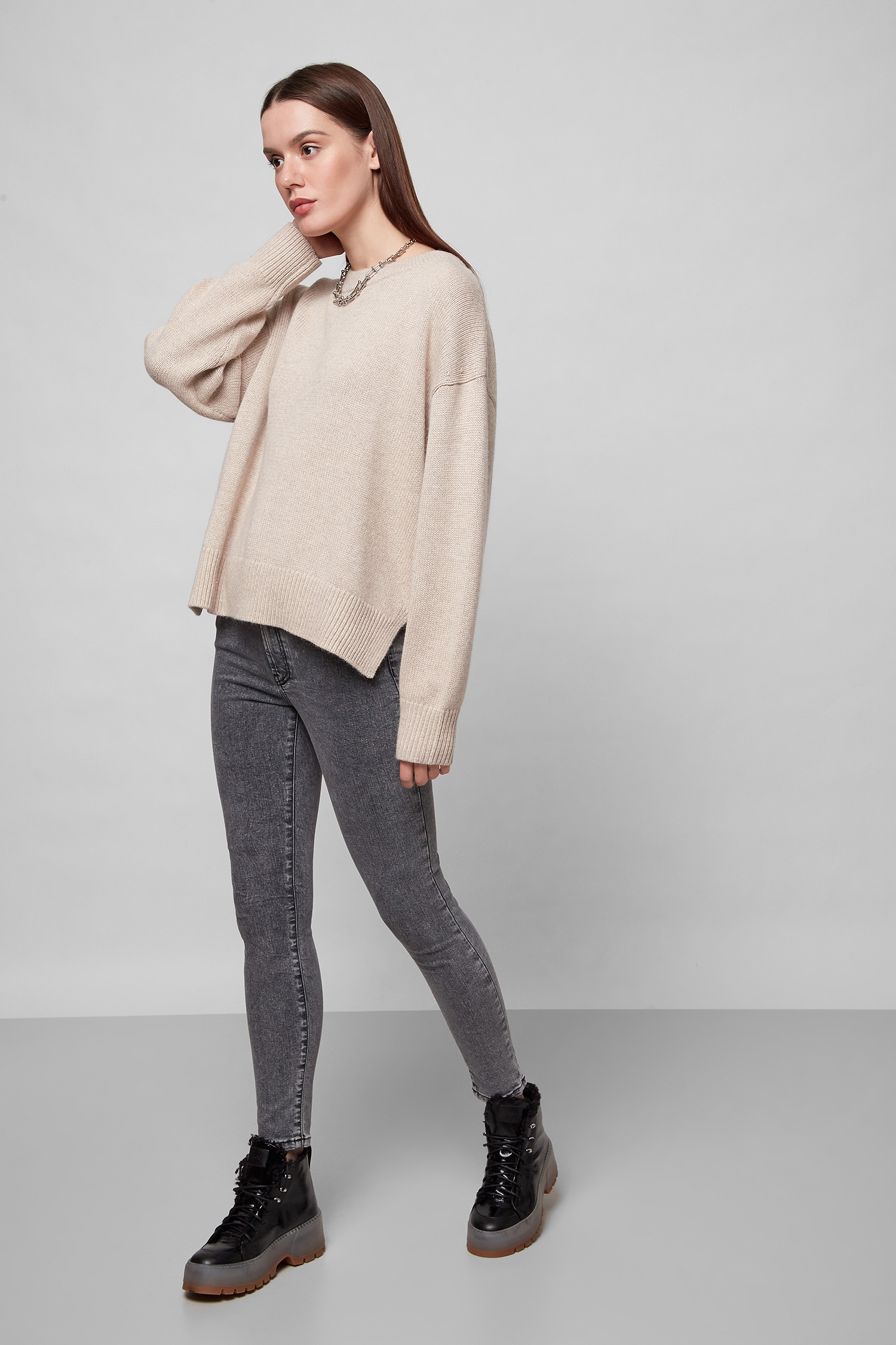 Жіночий бежевий светр HUGO 50458597;234