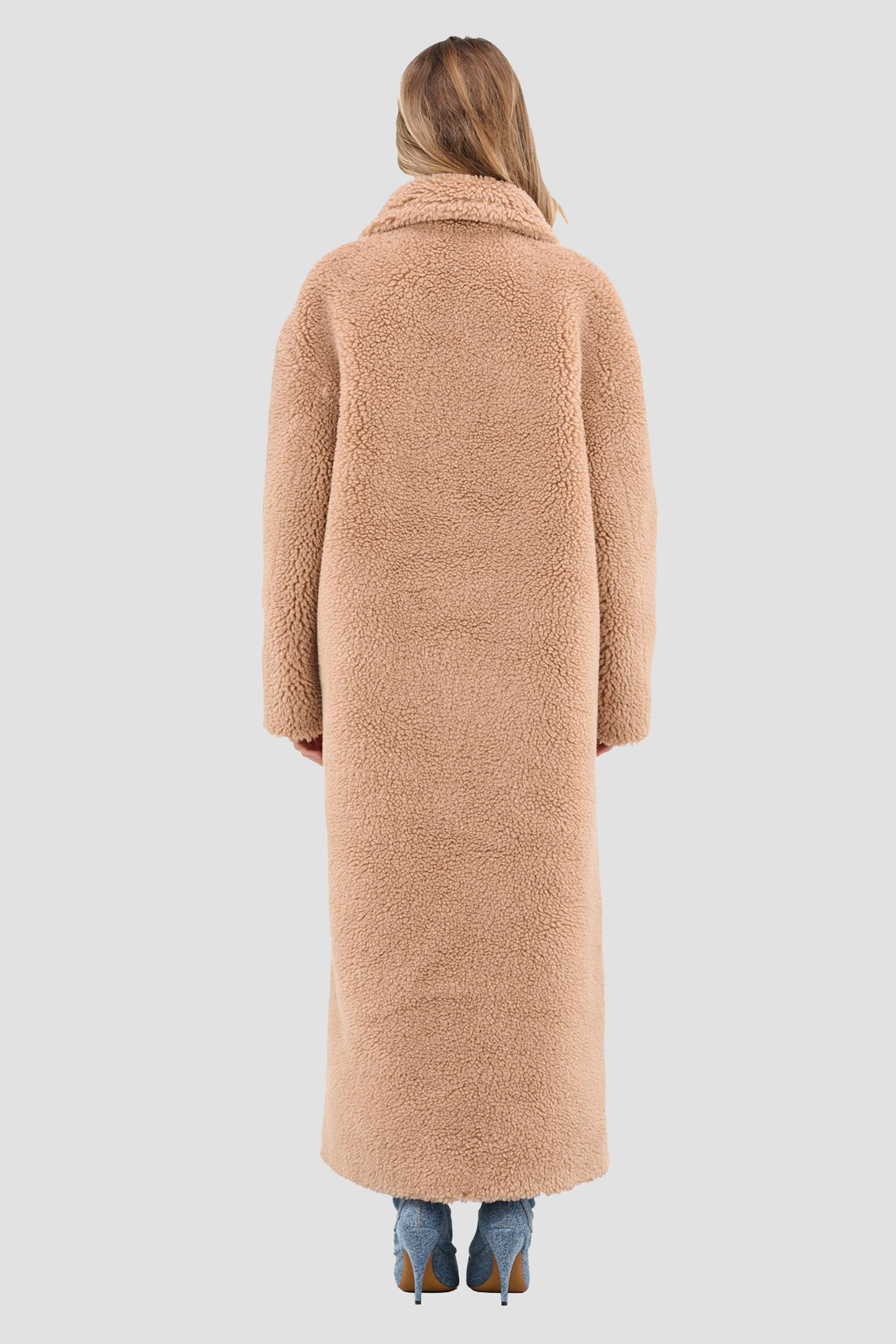 Жіноча бежева шуба Moschino A0604.8717;0148