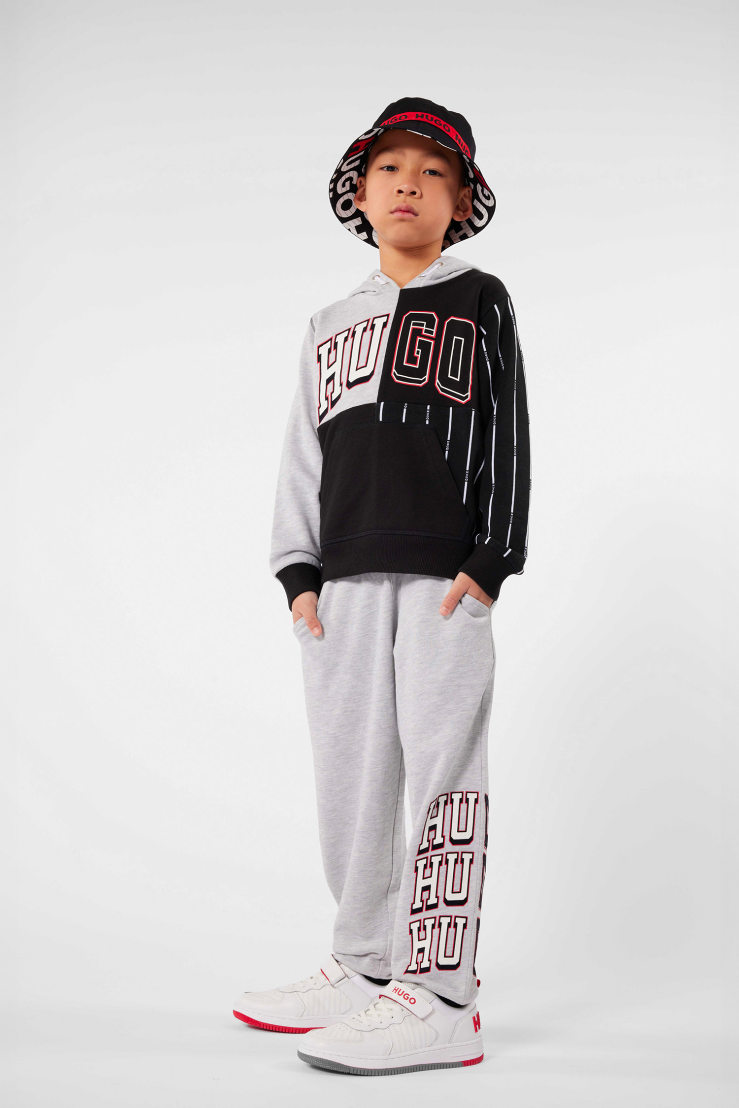 Детские белые кроссовки HUGO kids G00097;10P