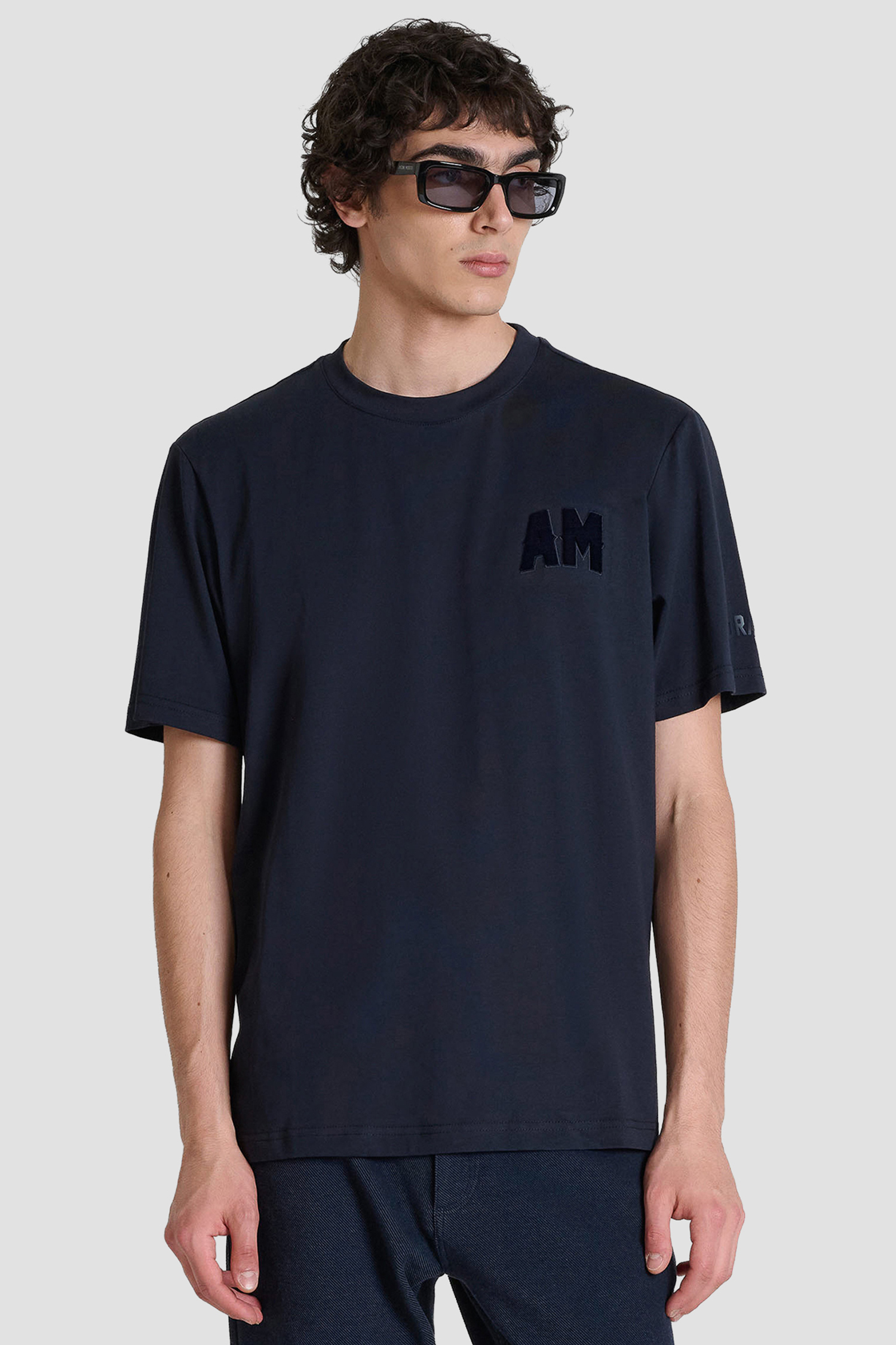 Мужская темно-синяя футболка Antony Morato MMKS02689.FA100240;7139