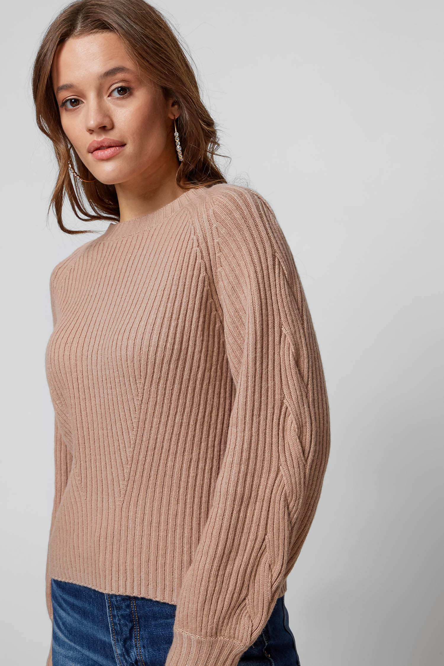 Женский бежевый свитер Guess W1BR46.Z2WJ0;G1DA