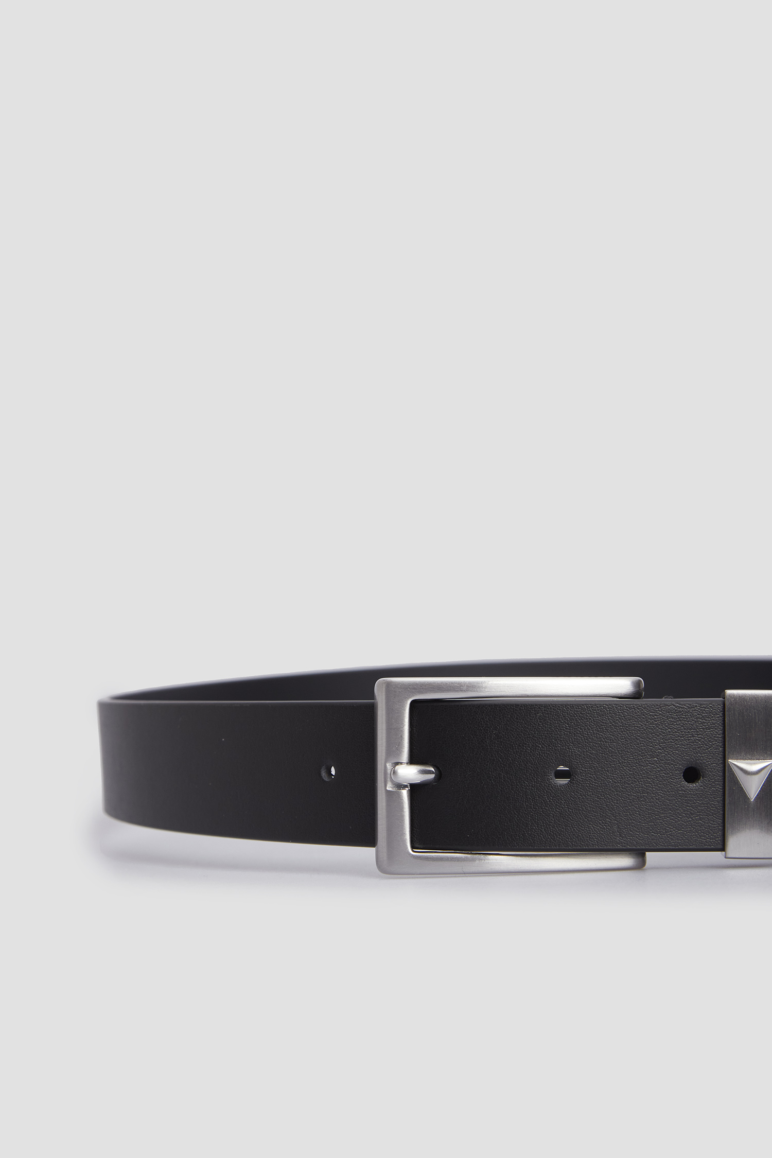 Чоловічий чорний шкіряний ремінь Guess BMCLSL.P4233;BLA