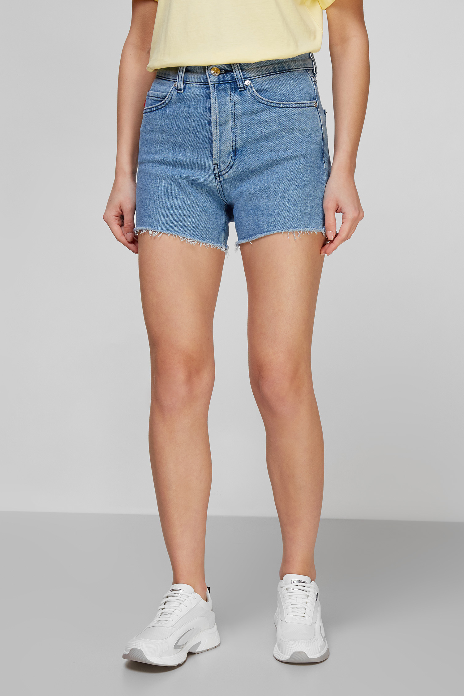 Жіночі блакитні джинсові шорти HUGO 50466851;440