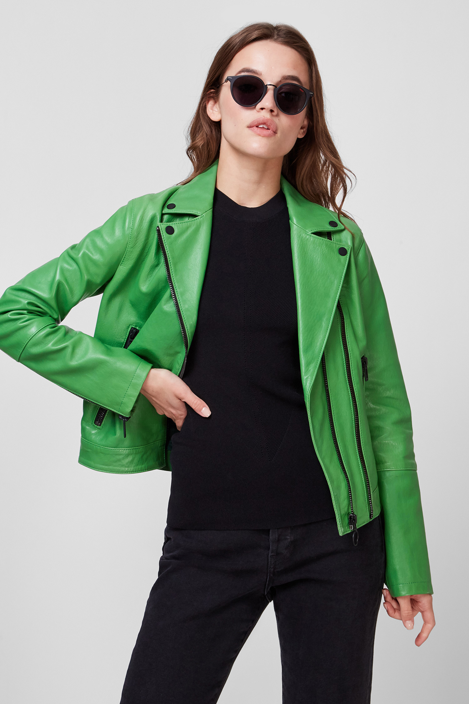Женская зеленая кожаная куртка HUGO 50452349;317